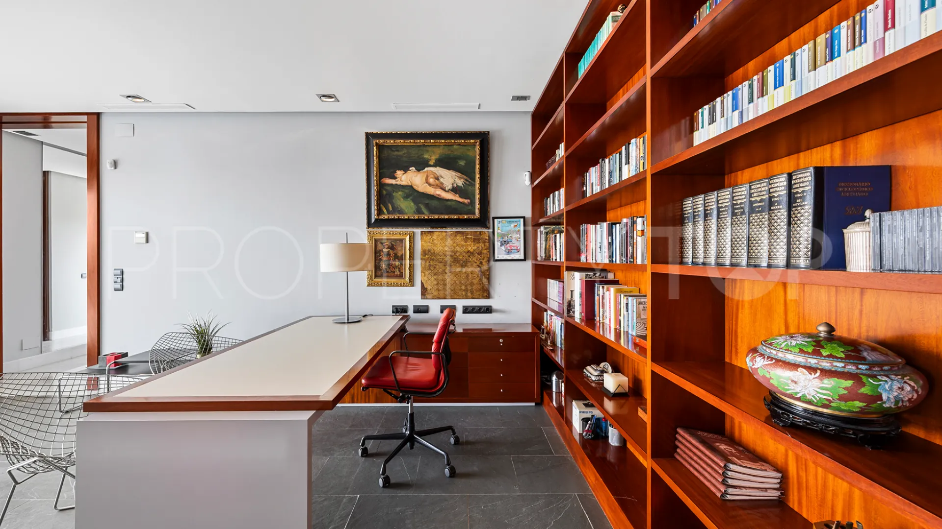 Comprar villa en Los Altos de Marbella de 5 dormitorios
