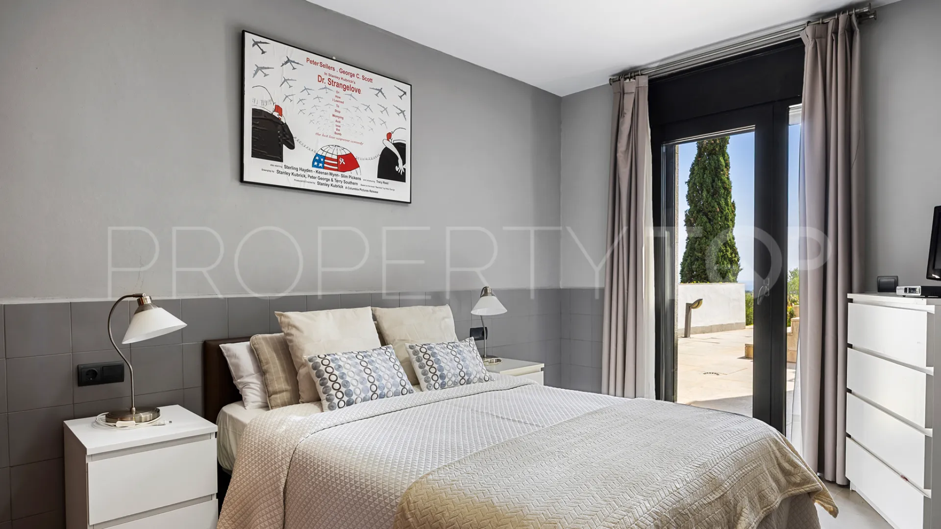 Comprar villa en Los Altos de Marbella de 5 dormitorios