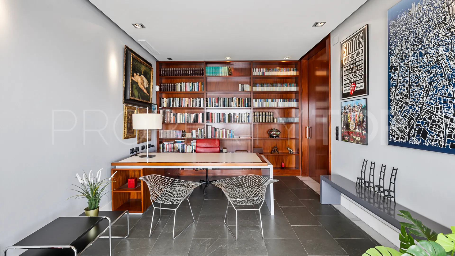 Comprar villa en Los Altos de Marbella de 5 dormitorios