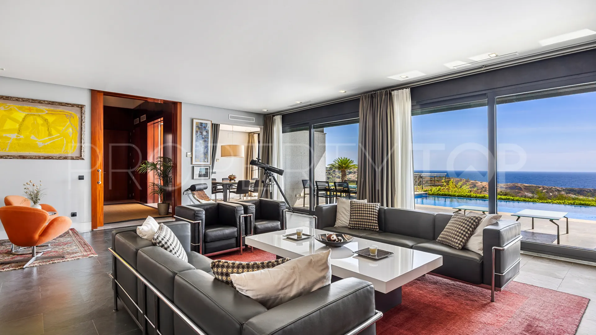 Comprar villa en Los Altos de Marbella de 5 dormitorios