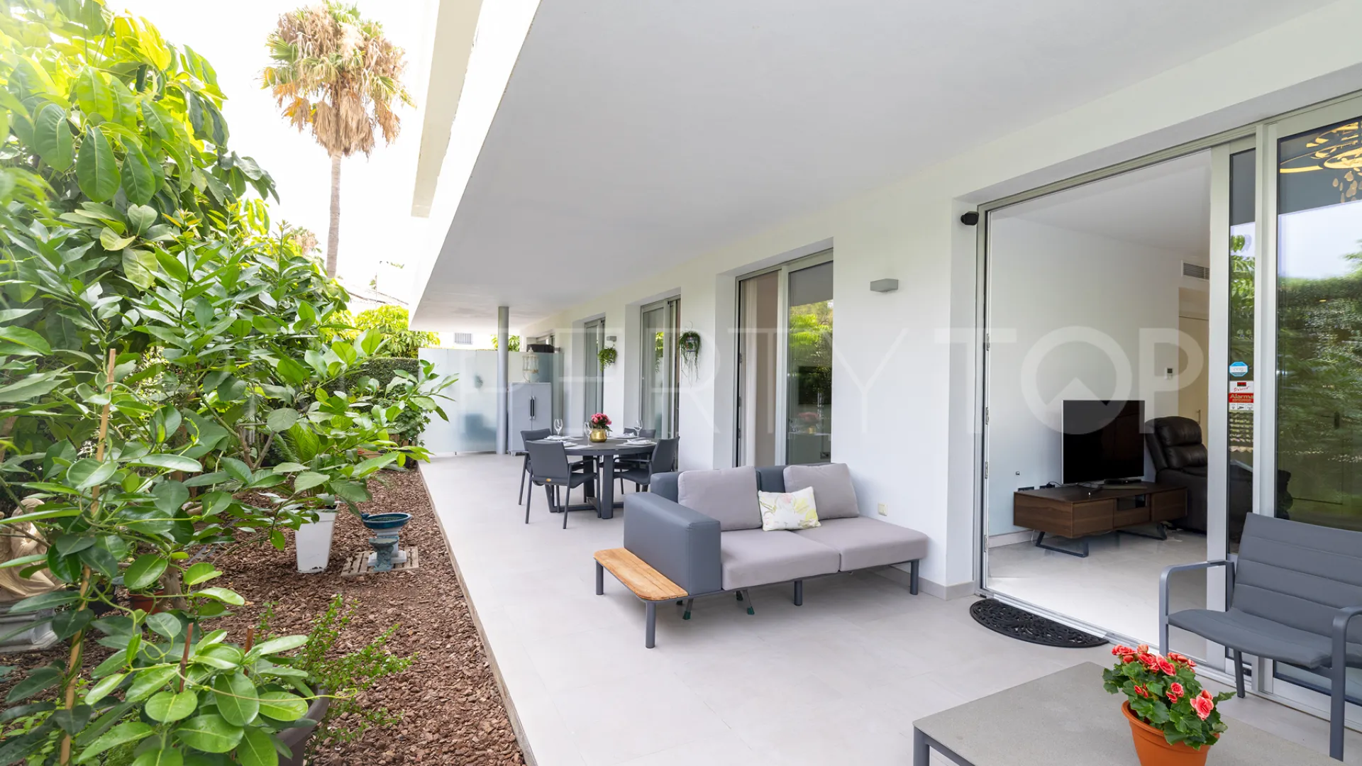 Las Jacarandas, apartamento de 3 dormitorios en venta