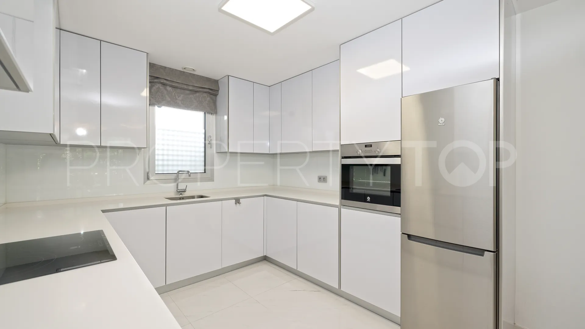 Las Jacarandas, apartamento de 3 dormitorios en venta