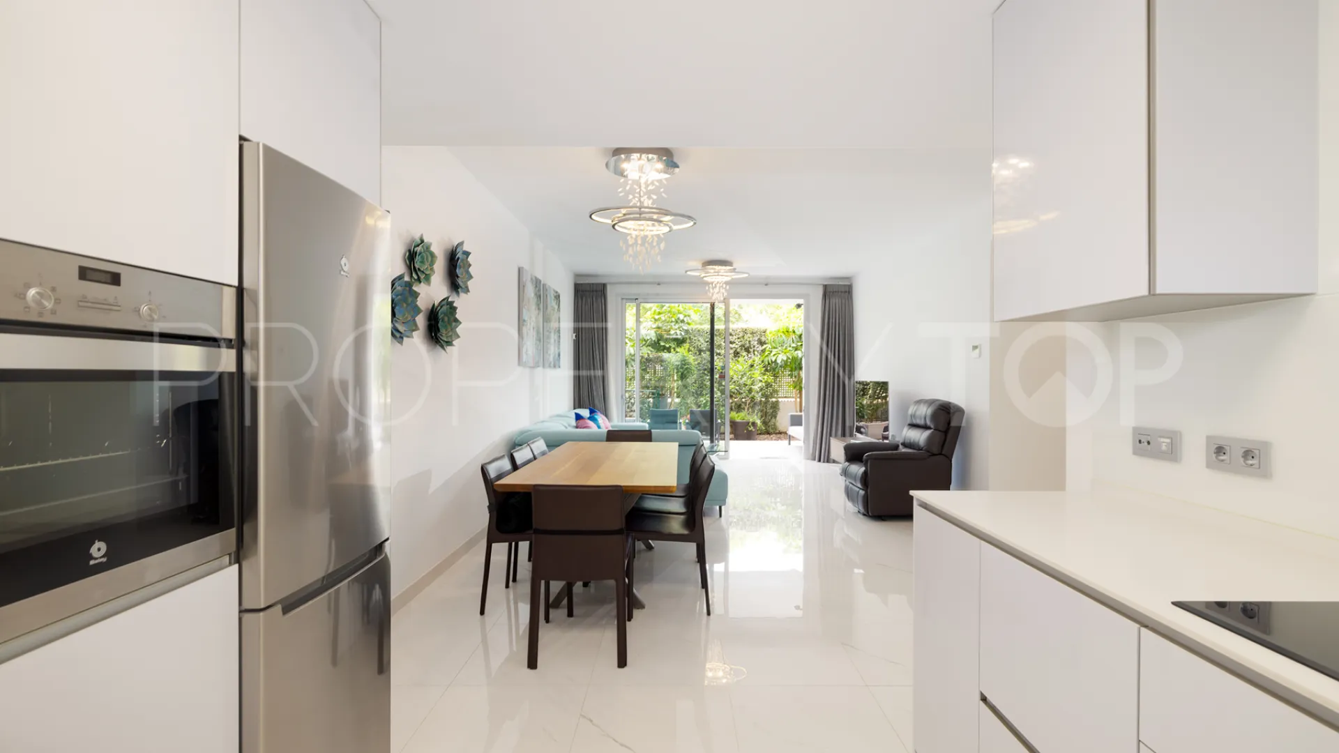 Las Jacarandas, apartamento de 3 dormitorios en venta