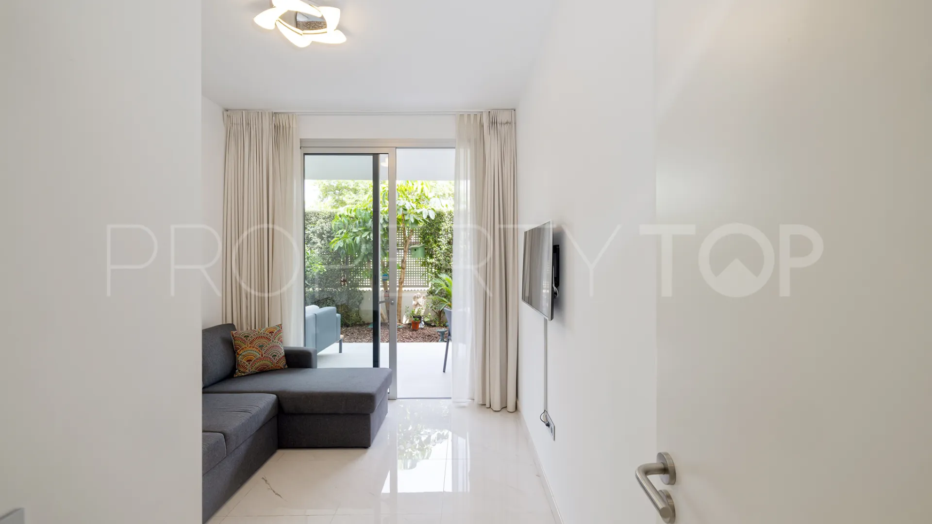 Las Jacarandas, apartamento de 3 dormitorios en venta