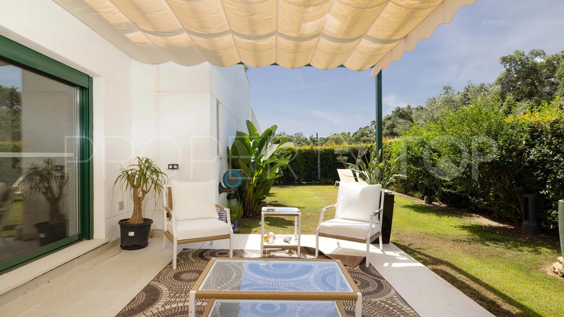 For sale apartment with 3 bedrooms in Sphere