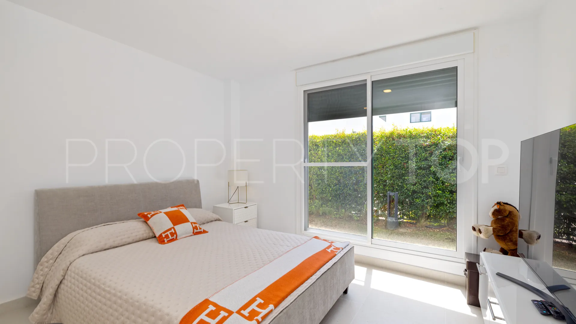For sale apartment with 3 bedrooms in Sphere