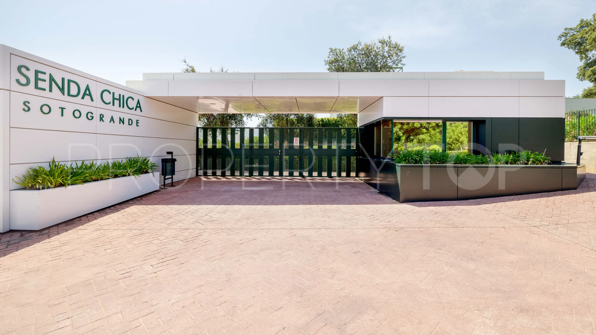 For sale apartment with 3 bedrooms in Sphere