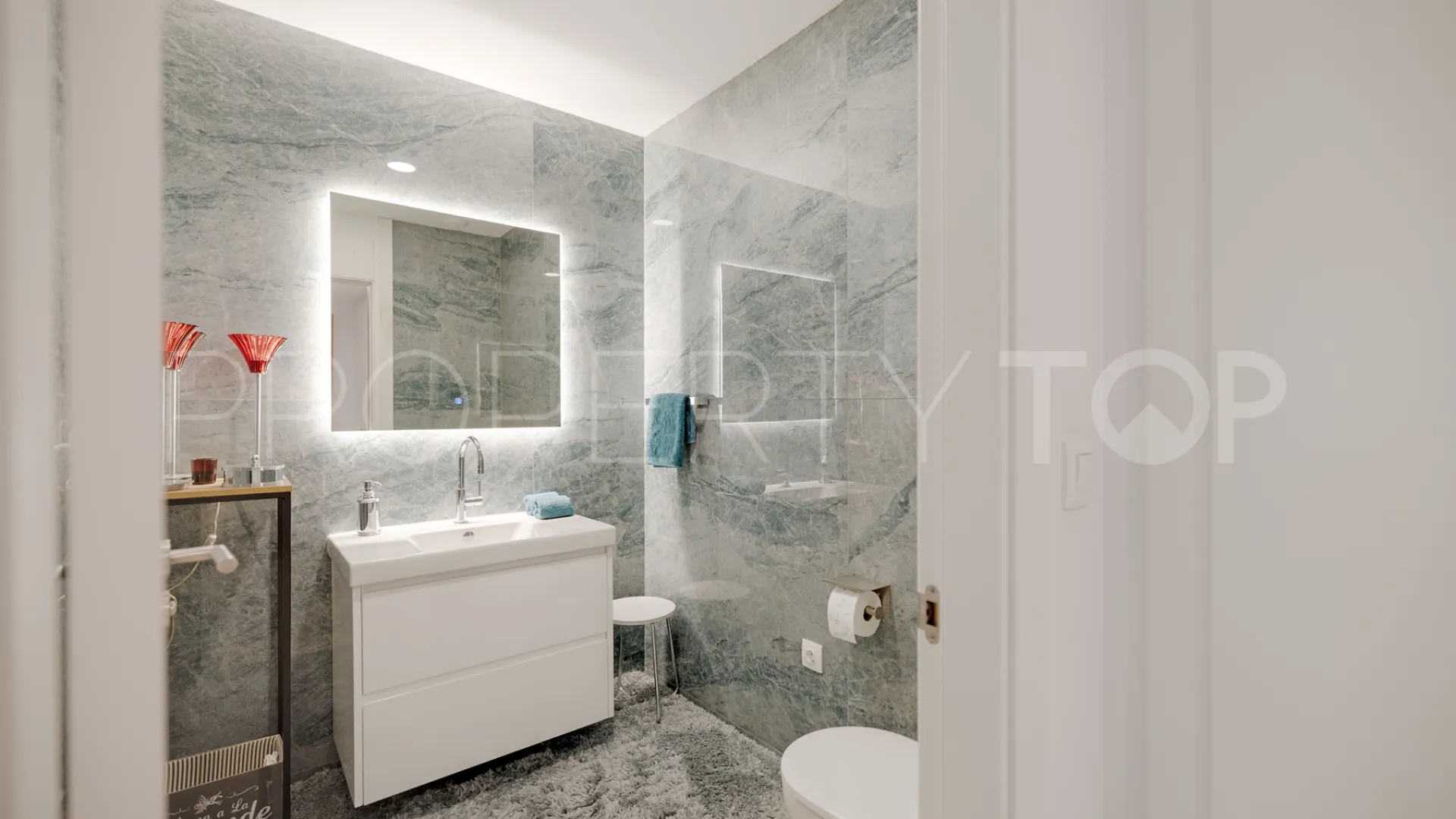 For sale apartment with 3 bedrooms in Sphere
