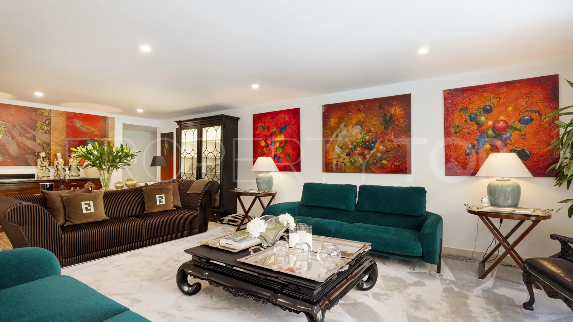 For sale apartment with 3 bedrooms in Sphere