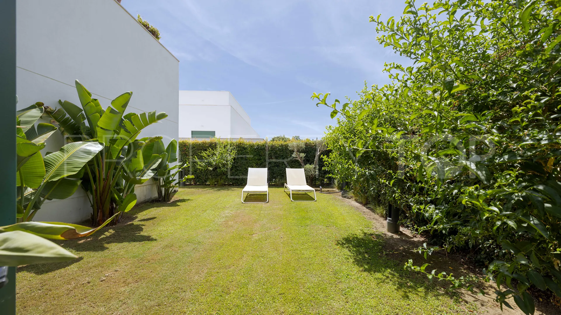For sale apartment with 3 bedrooms in Sphere
