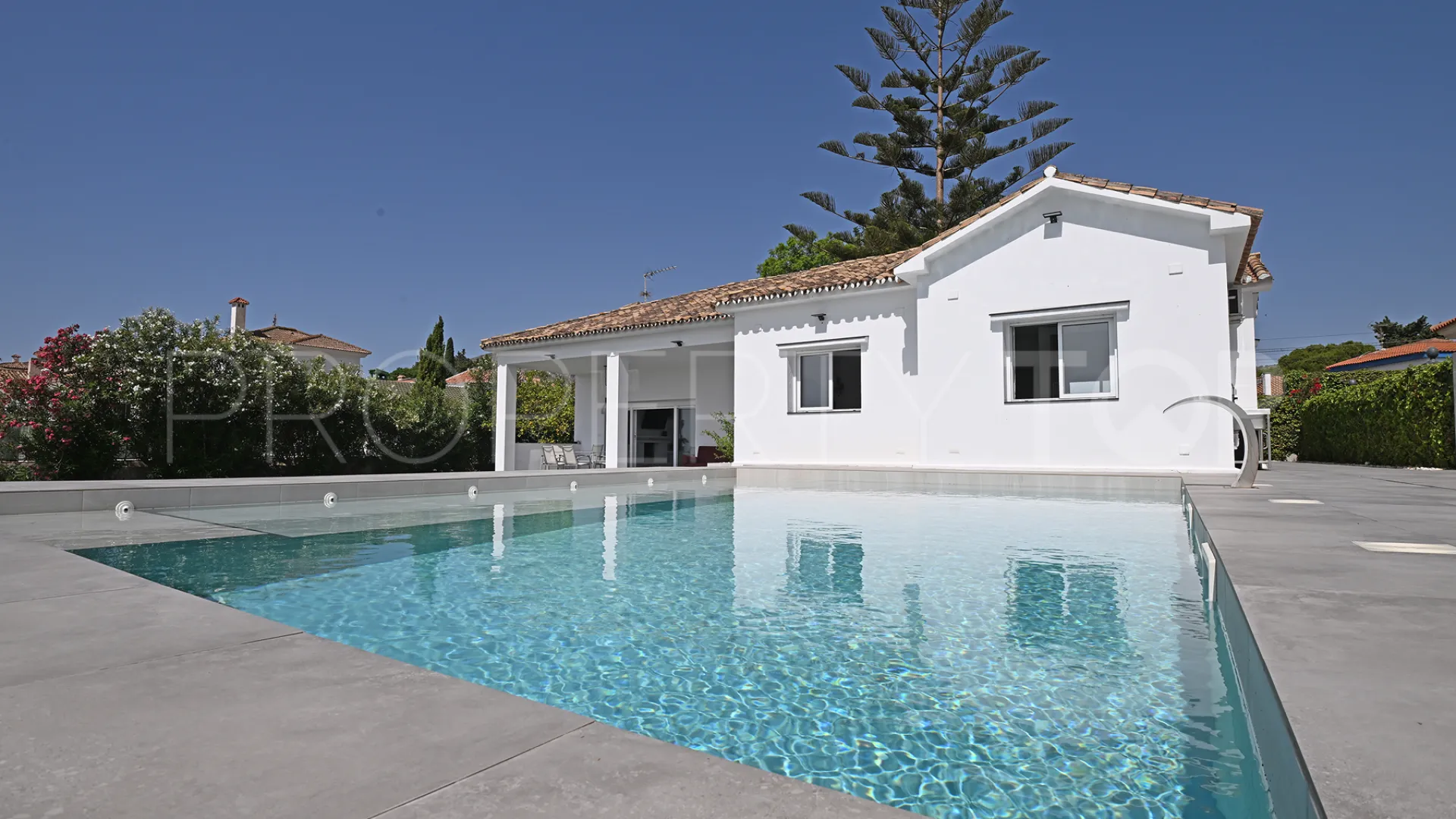 Buy villa in Cortijo de Maza - El Olivar with 4 bedrooms