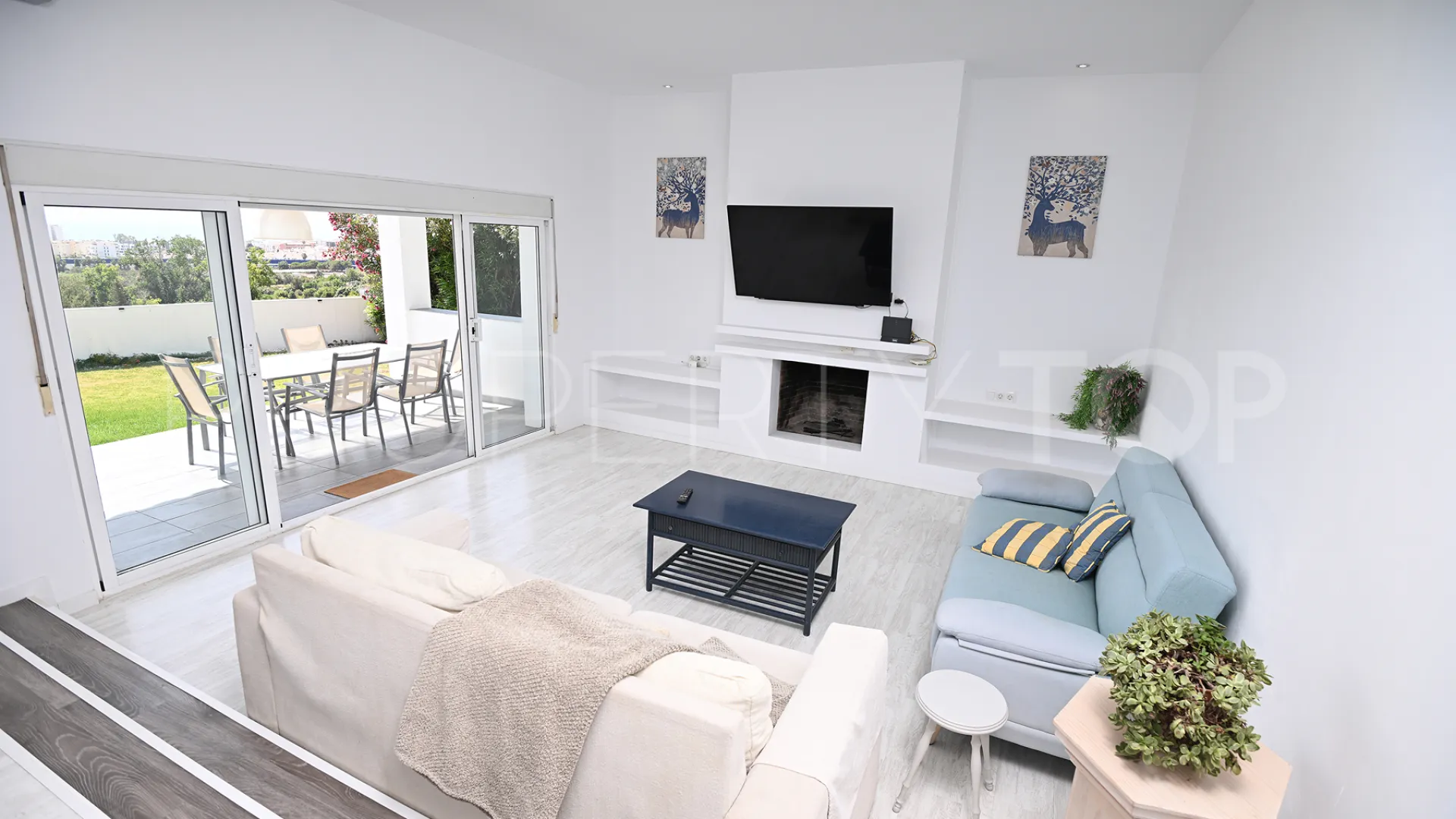 Buy villa in Cortijo de Maza - El Olivar with 4 bedrooms