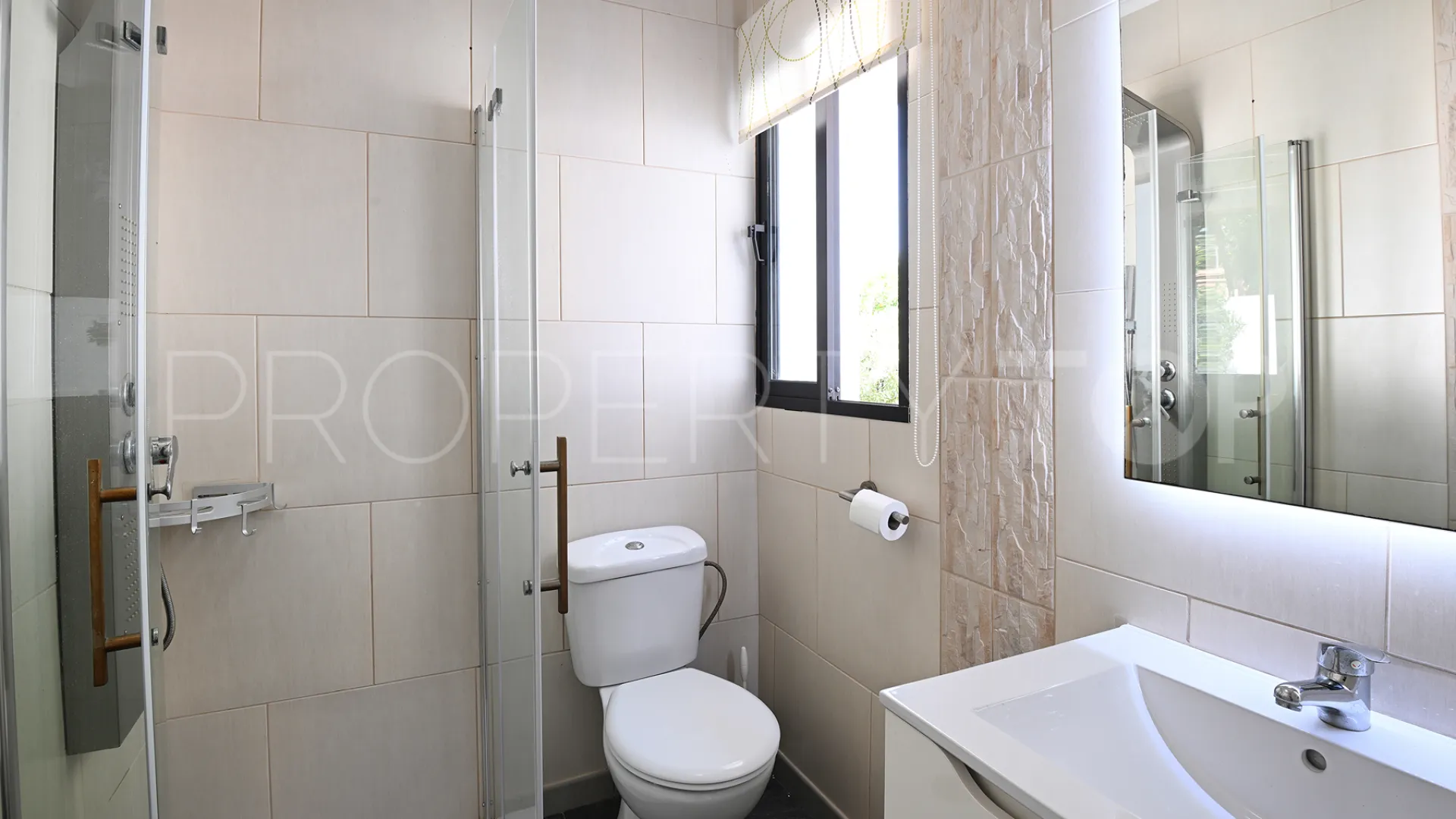 Buy villa in Cortijo de Maza - El Olivar with 4 bedrooms