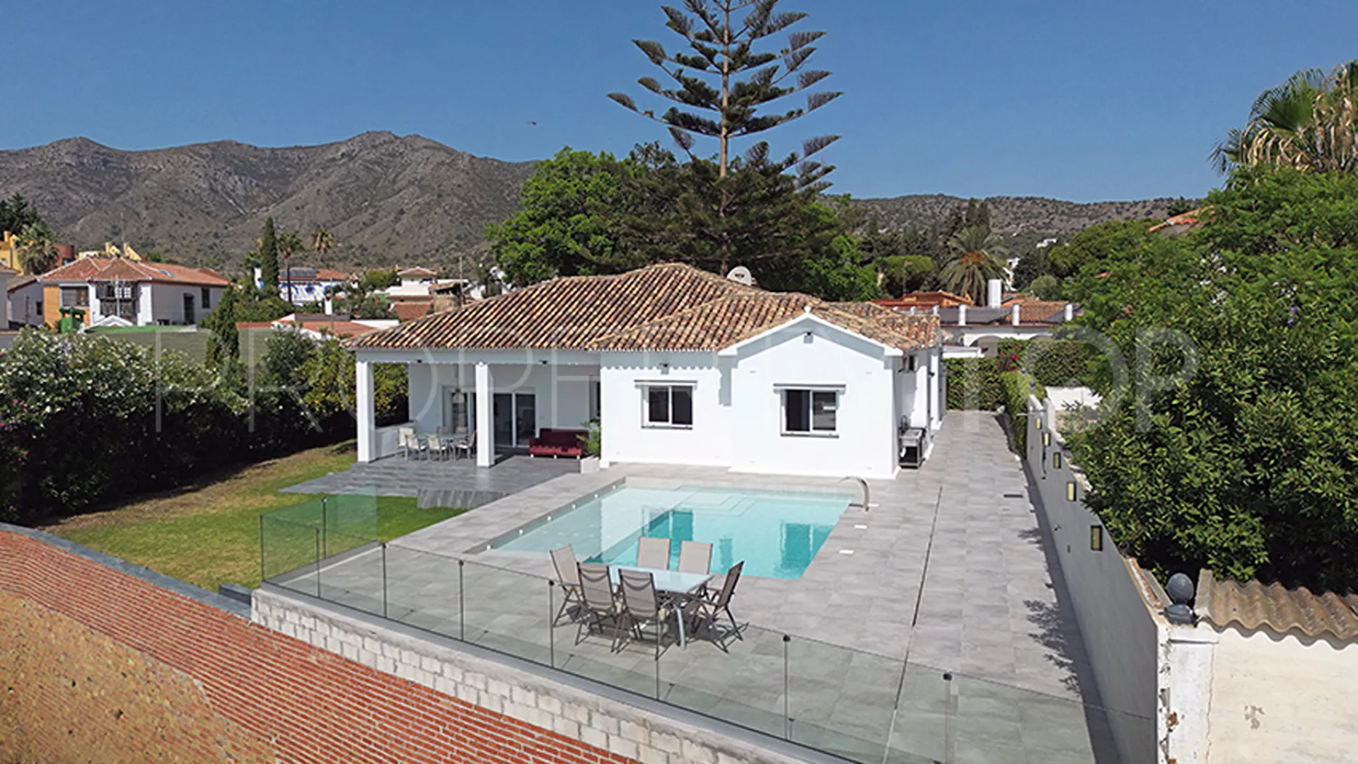 Buy villa in Cortijo de Maza - El Olivar with 4 bedrooms