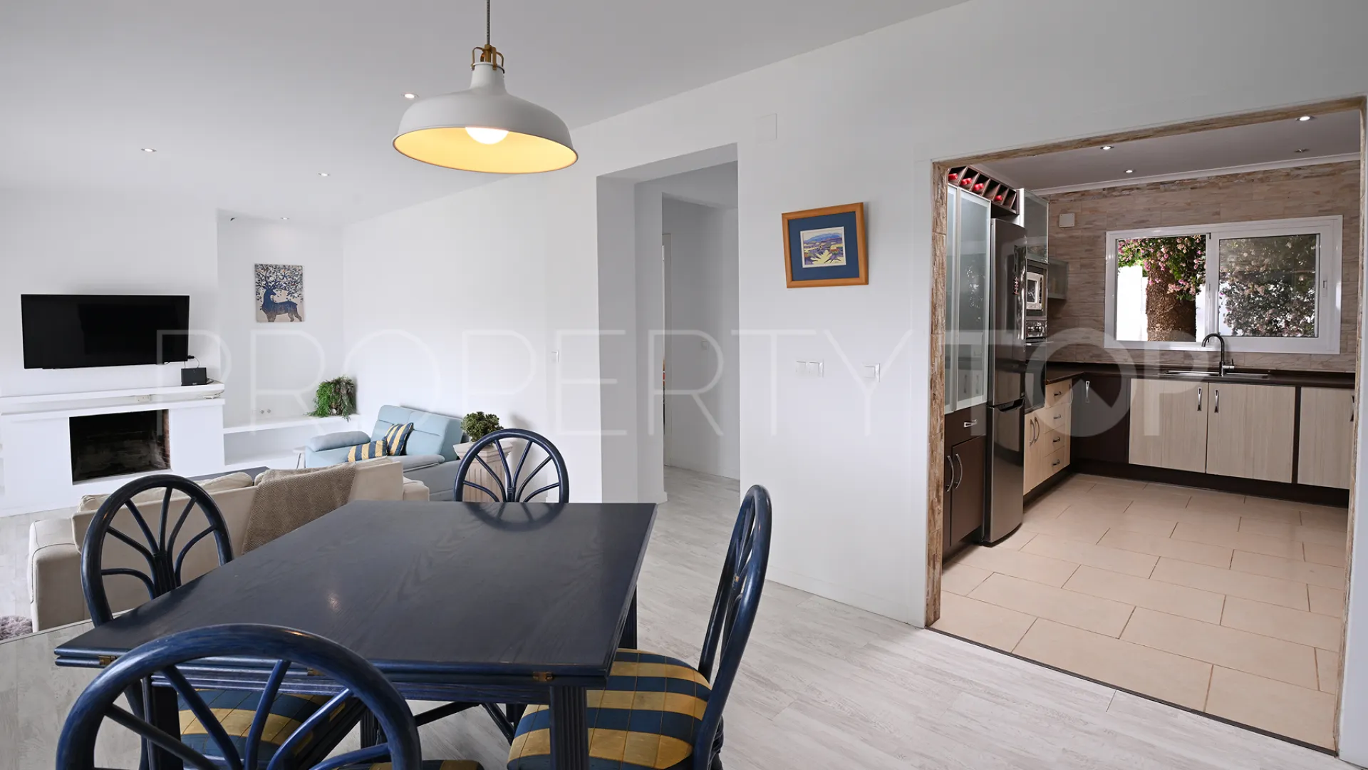Buy villa in Cortijo de Maza - El Olivar with 4 bedrooms