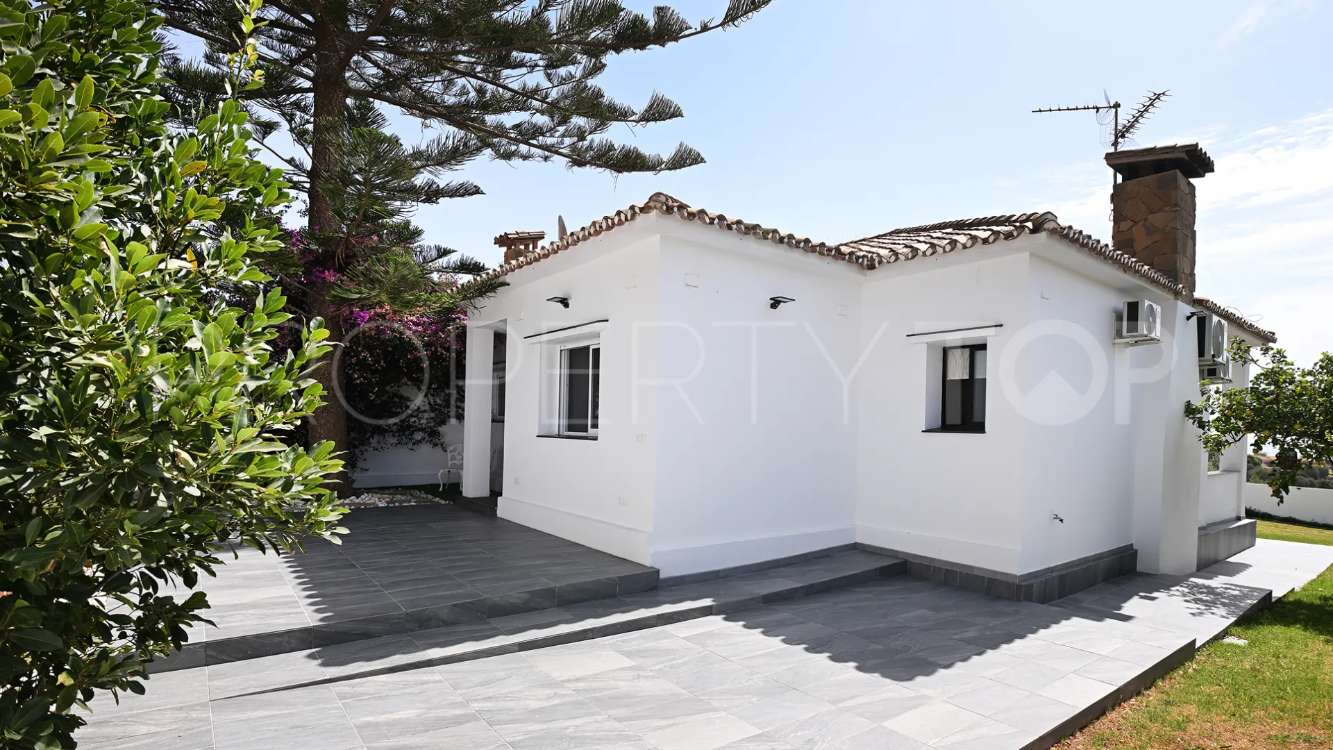 Buy villa in Cortijo de Maza - El Olivar with 4 bedrooms