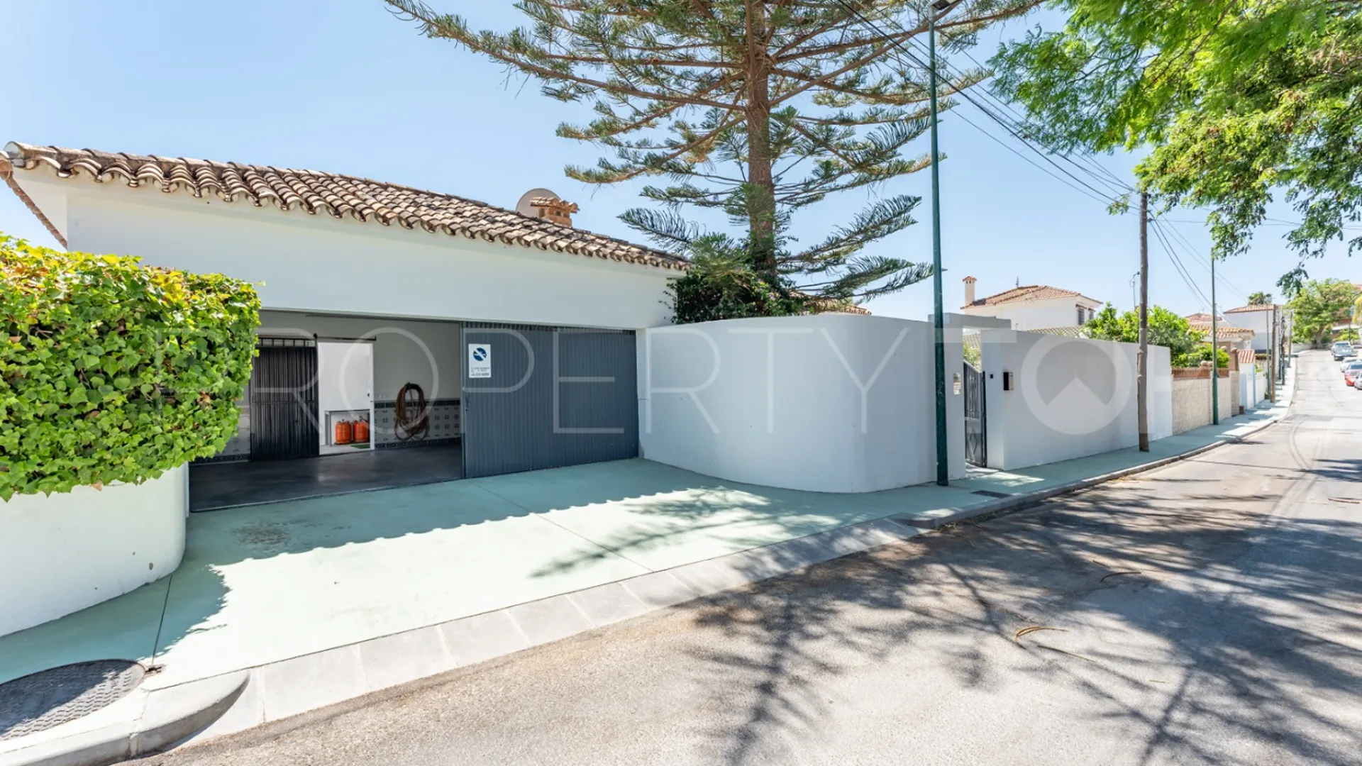 Buy villa in Cortijo de Maza - El Olivar with 4 bedrooms
