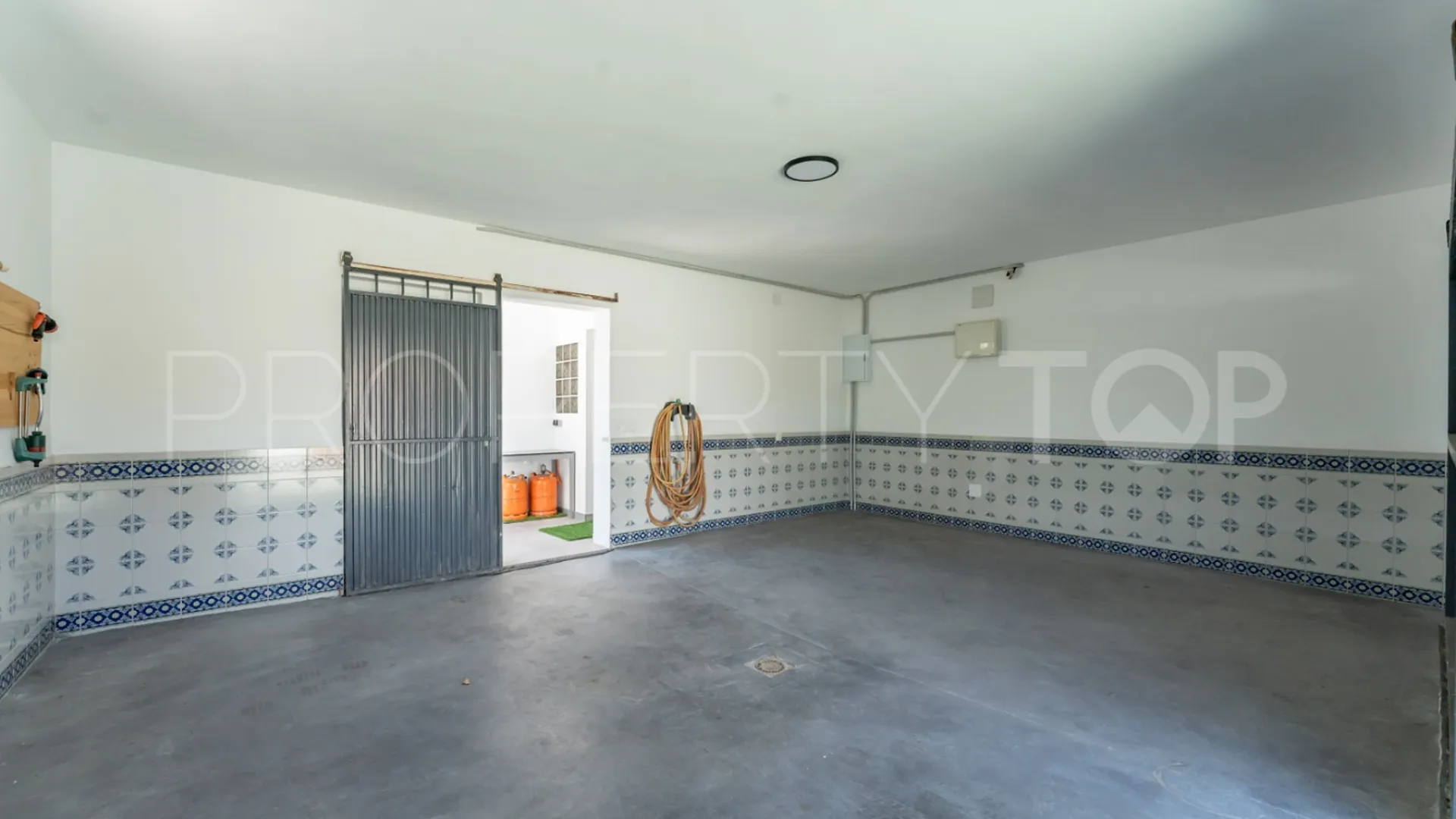 Buy villa in Cortijo de Maza - El Olivar with 4 bedrooms