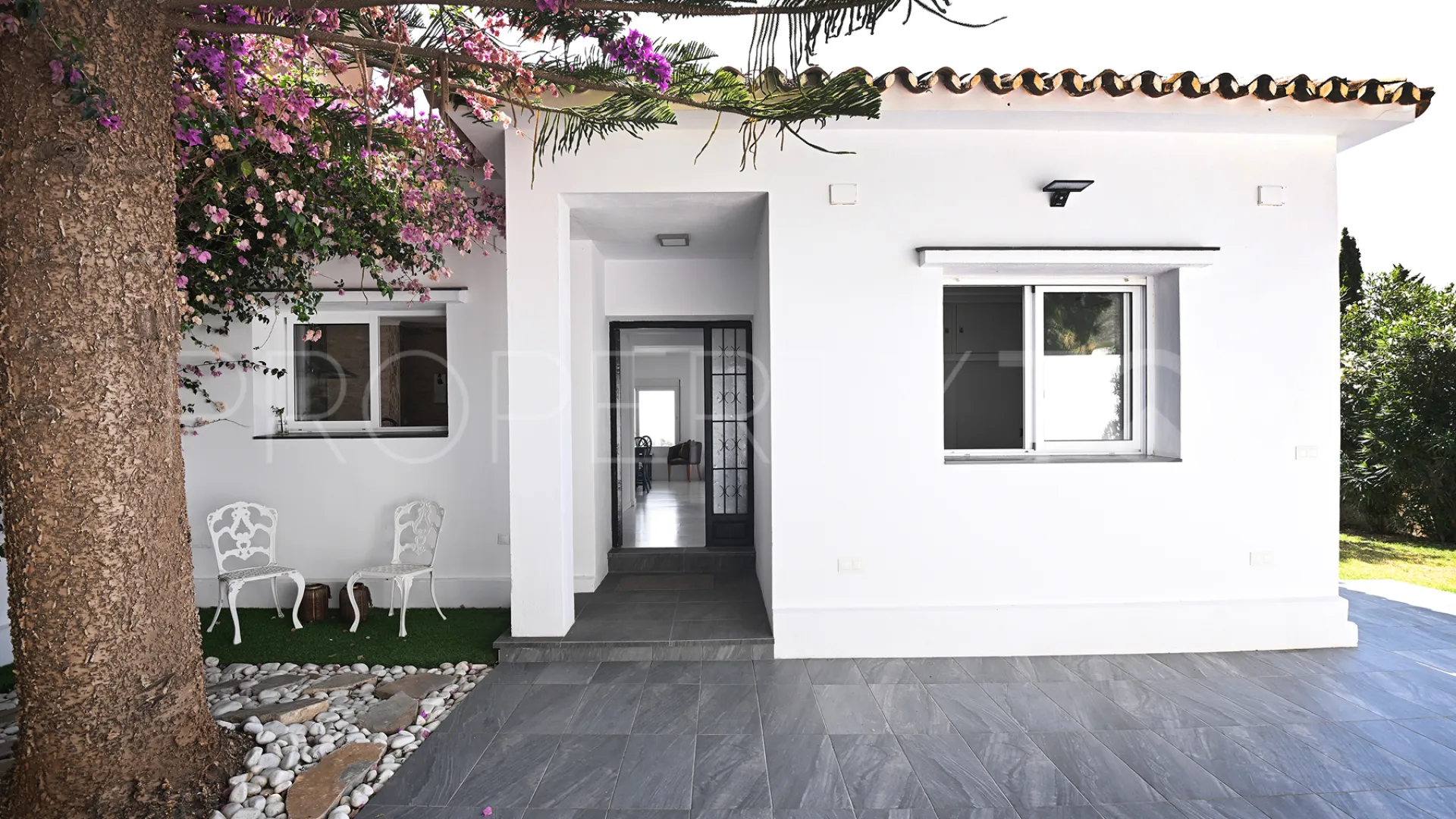 Buy villa in Cortijo de Maza - El Olivar with 4 bedrooms