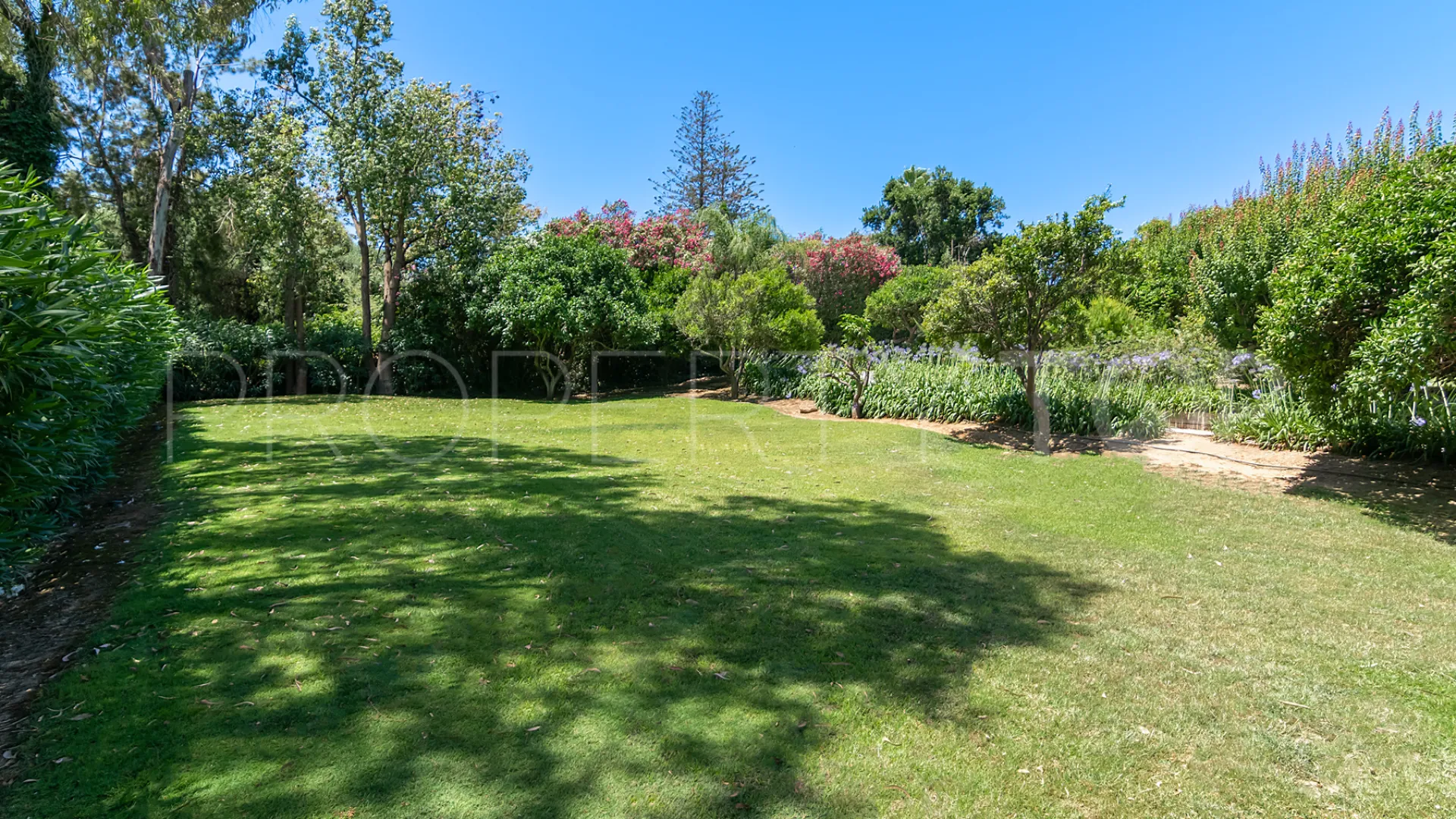 5 bedrooms Sotogrande Bajo villa for sale