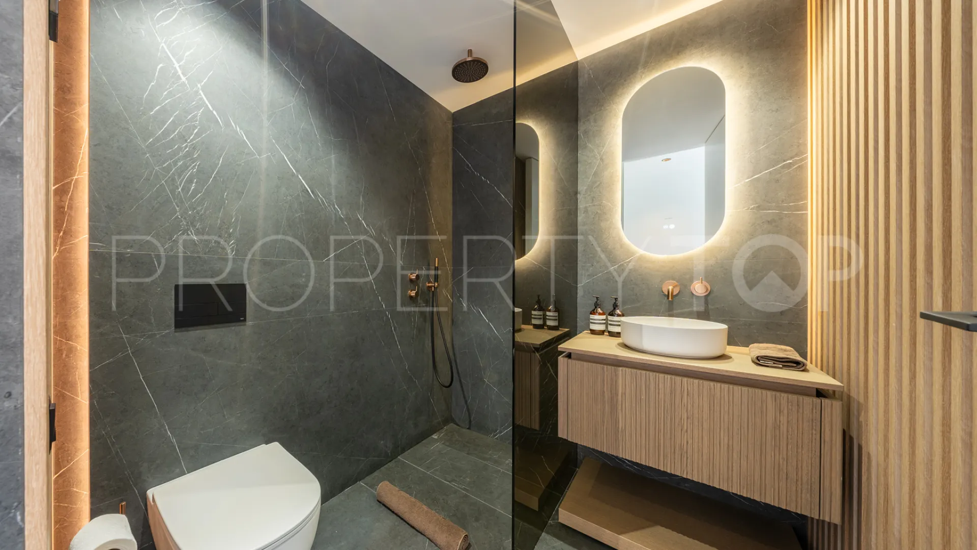 For sale Monte Halcones semi detached house with 3 bedrooms
