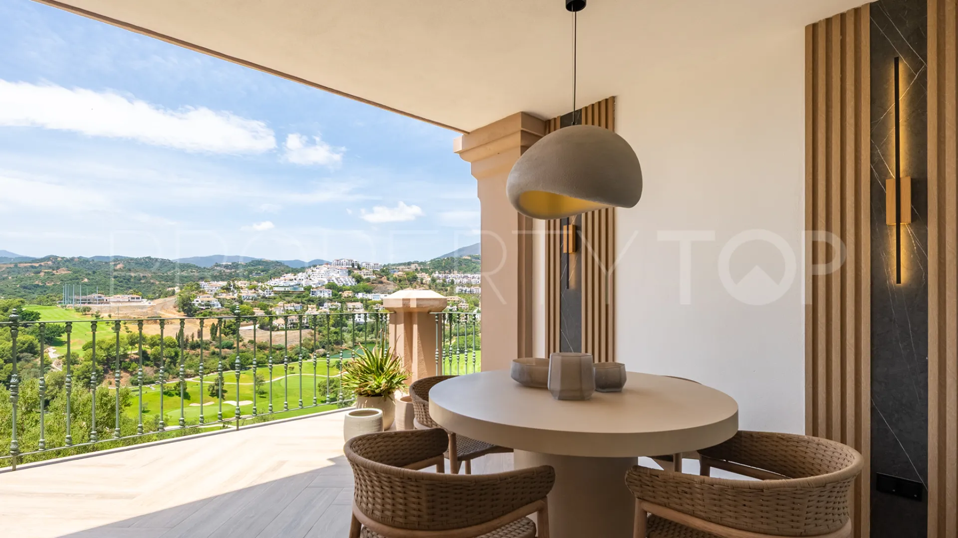 For sale Monte Halcones semi detached house with 3 bedrooms