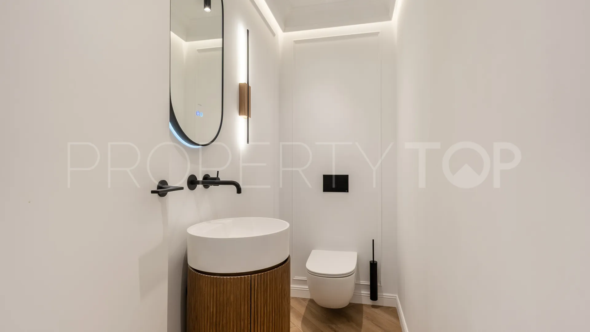 For sale Monte Halcones semi detached house with 3 bedrooms