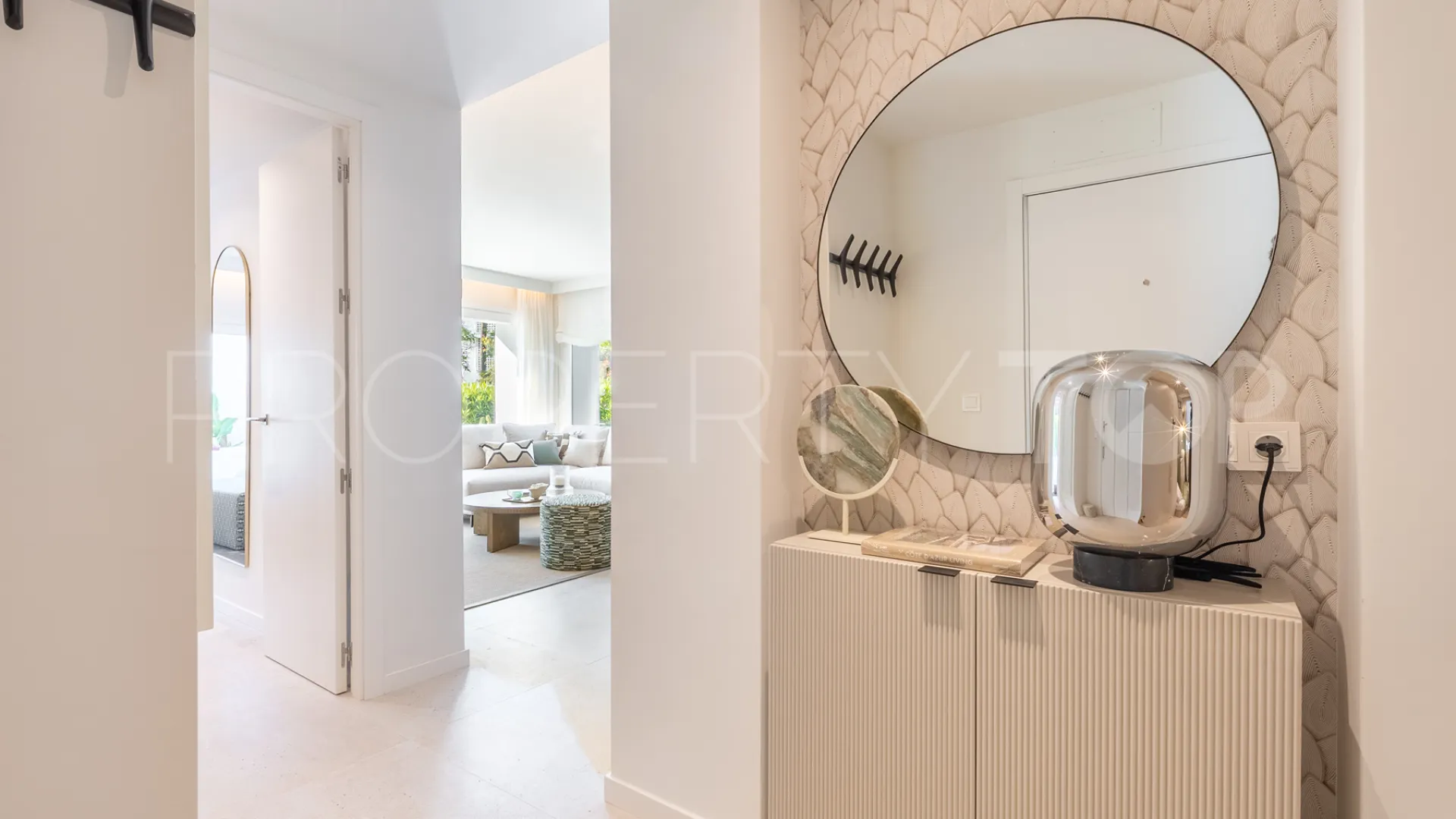 Buy Alhambra del Mar apartment with 4 bedrooms