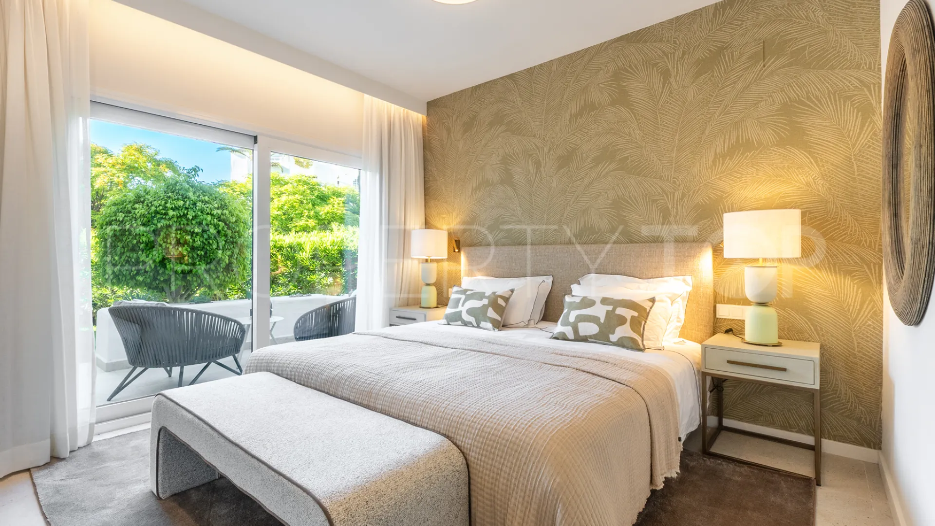 Apartamento con 4 dormitorios a la venta en Alhambra del Mar