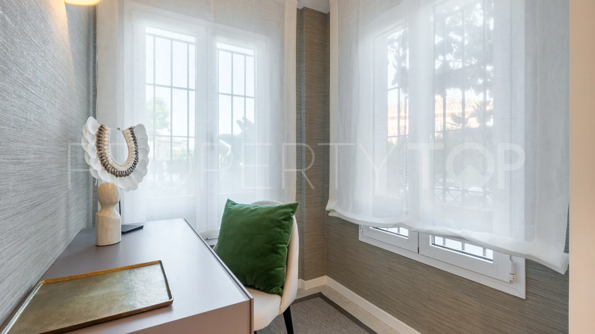 Apartamento con 4 dormitorios a la venta en Alhambra del Mar