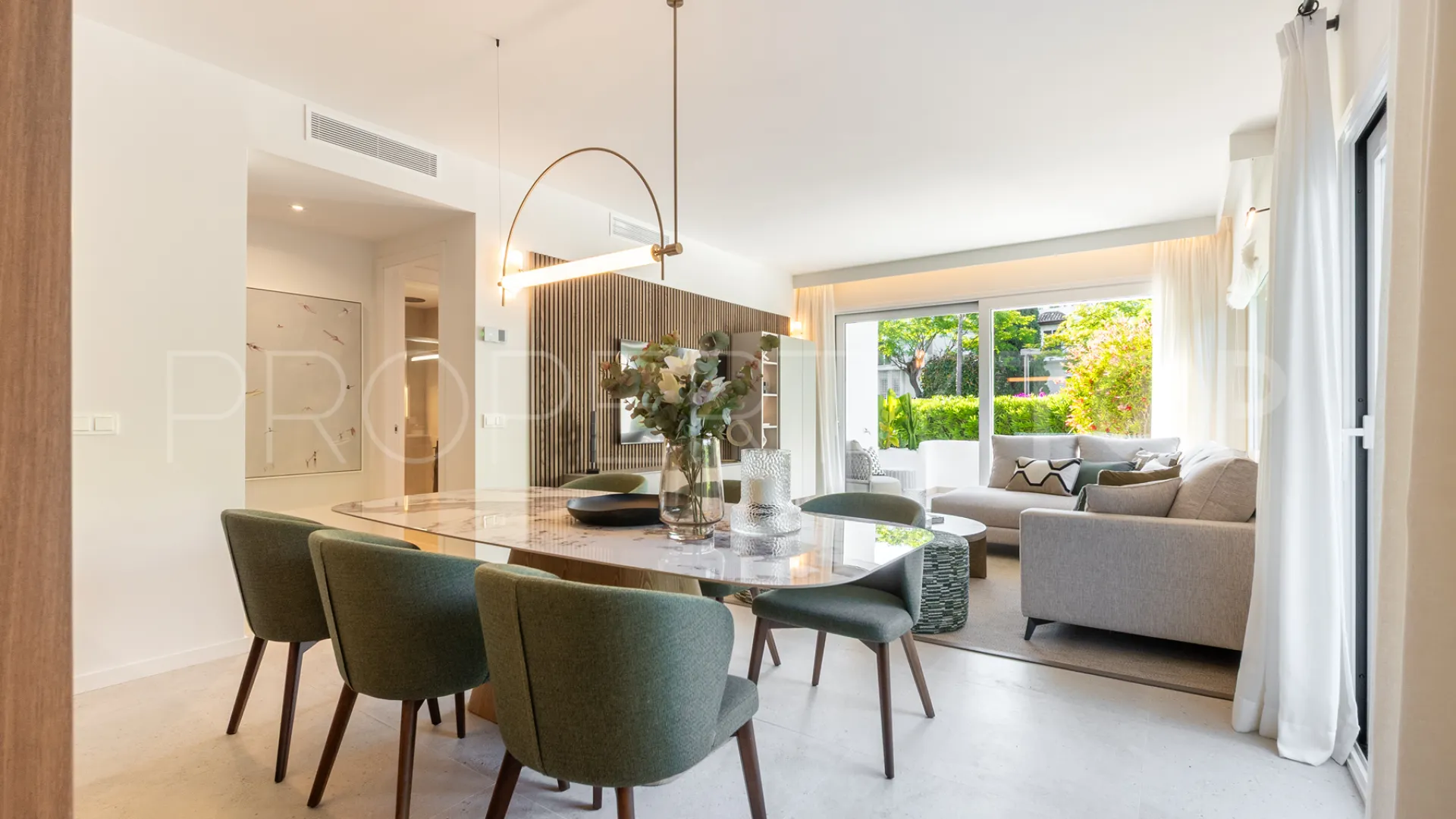 Apartamento con 4 dormitorios a la venta en Alhambra del Mar