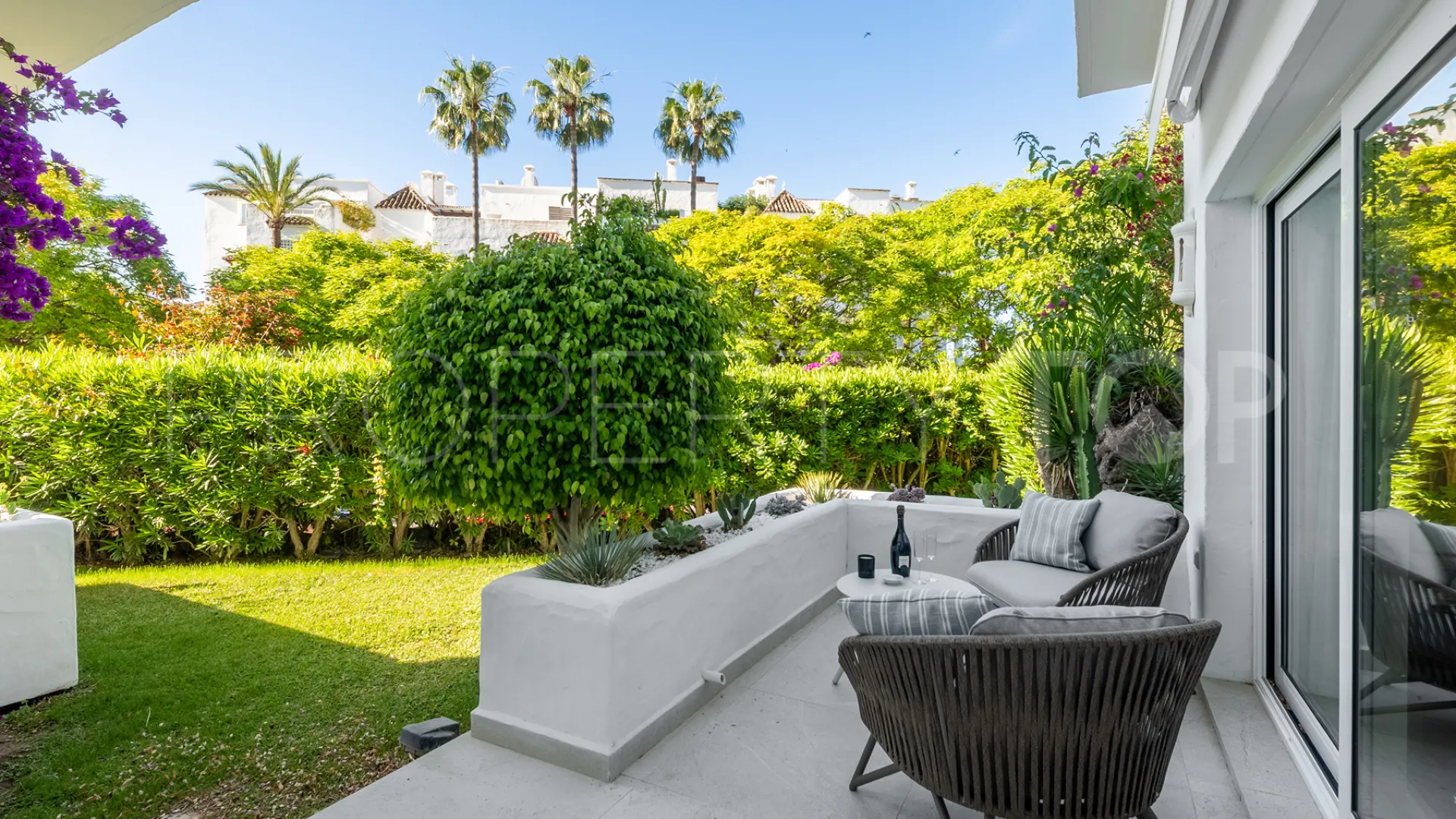 Apartamento con 4 dormitorios a la venta en Alhambra del Mar