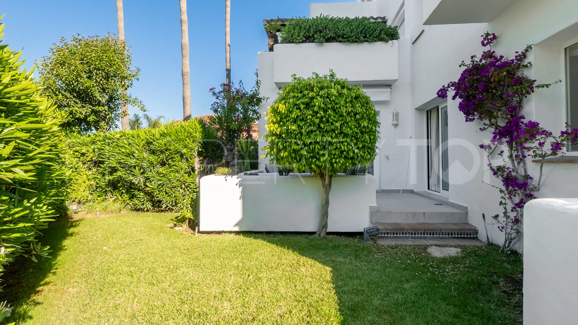 Apartamento con 4 dormitorios a la venta en Alhambra del Mar