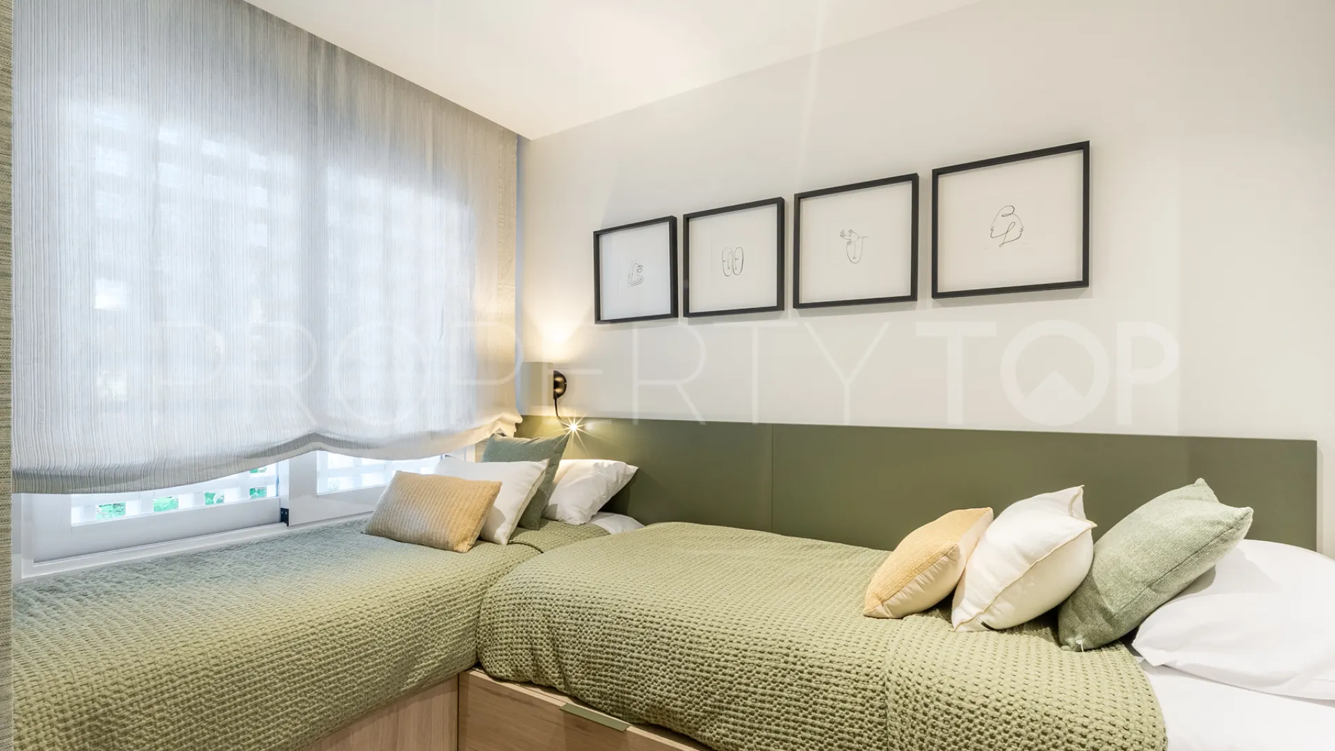 Apartamento con 4 dormitorios a la venta en Alhambra del Mar