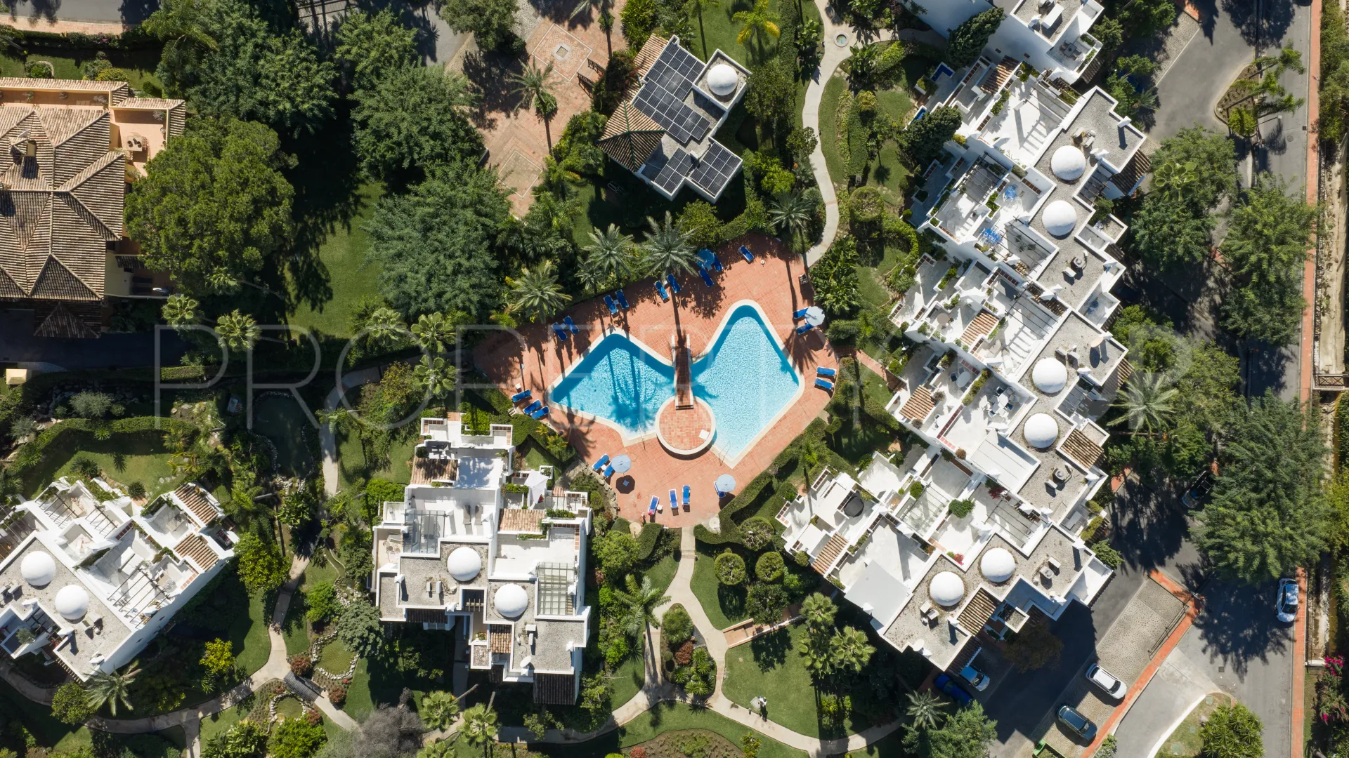 Apartamento con 4 dormitorios a la venta en Alhambra del Mar
