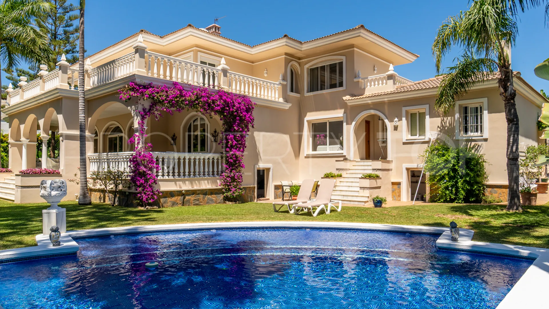 Villa with 5 bedrooms for sale in El Presidente