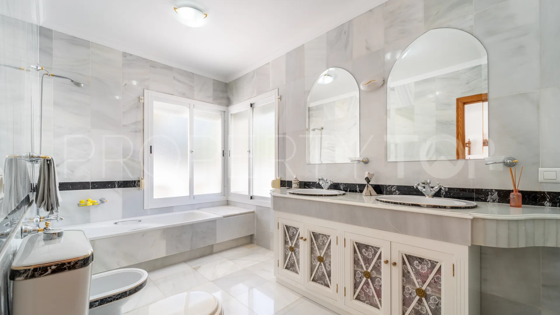 Villa with 5 bedrooms for sale in El Presidente