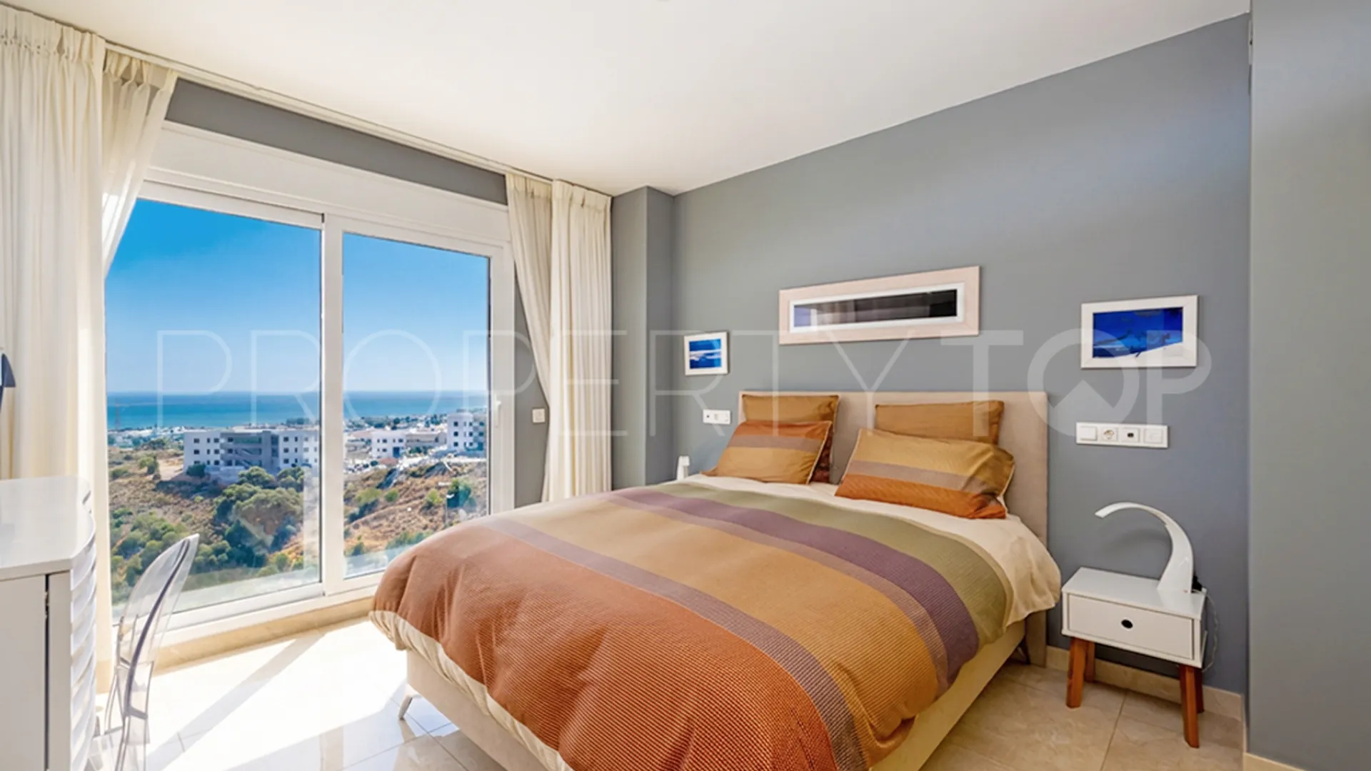 2 bedrooms Los Altos de los Monteros penthouse for sale