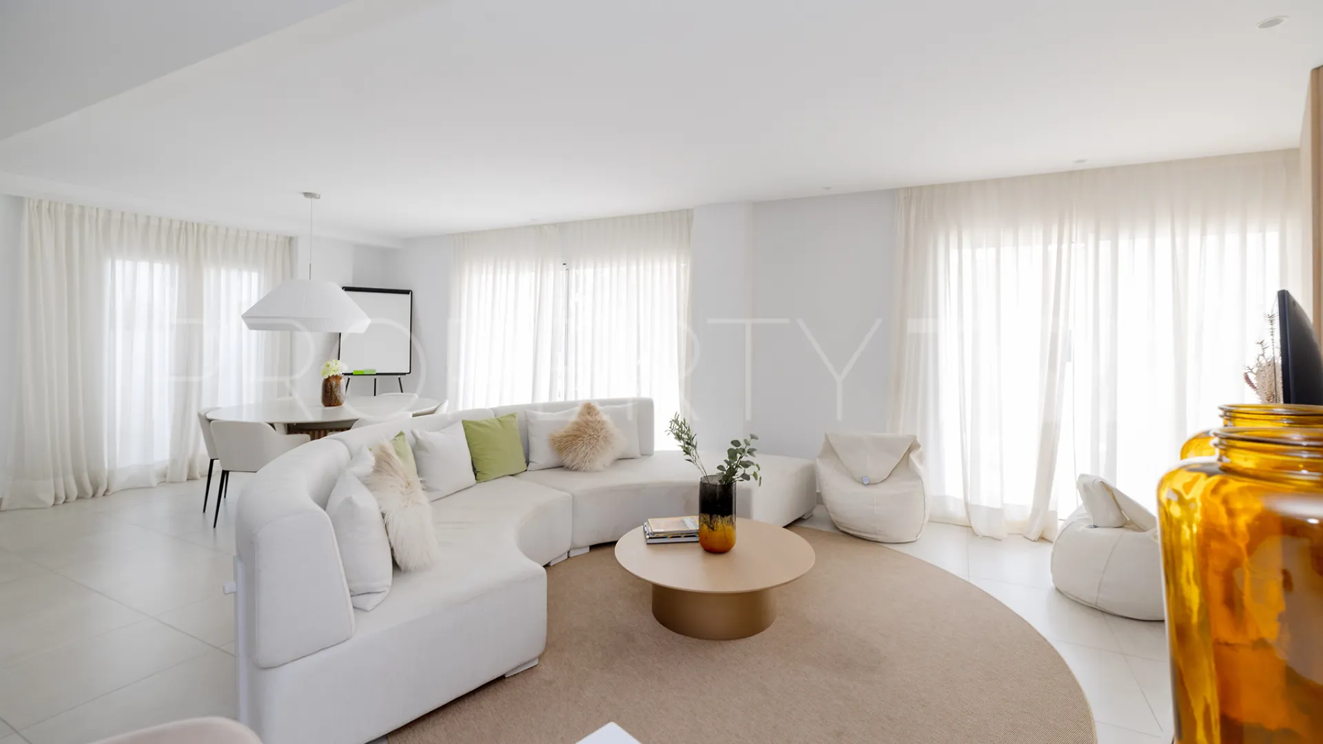 2 bedrooms Los Altos de los Monteros penthouse for sale