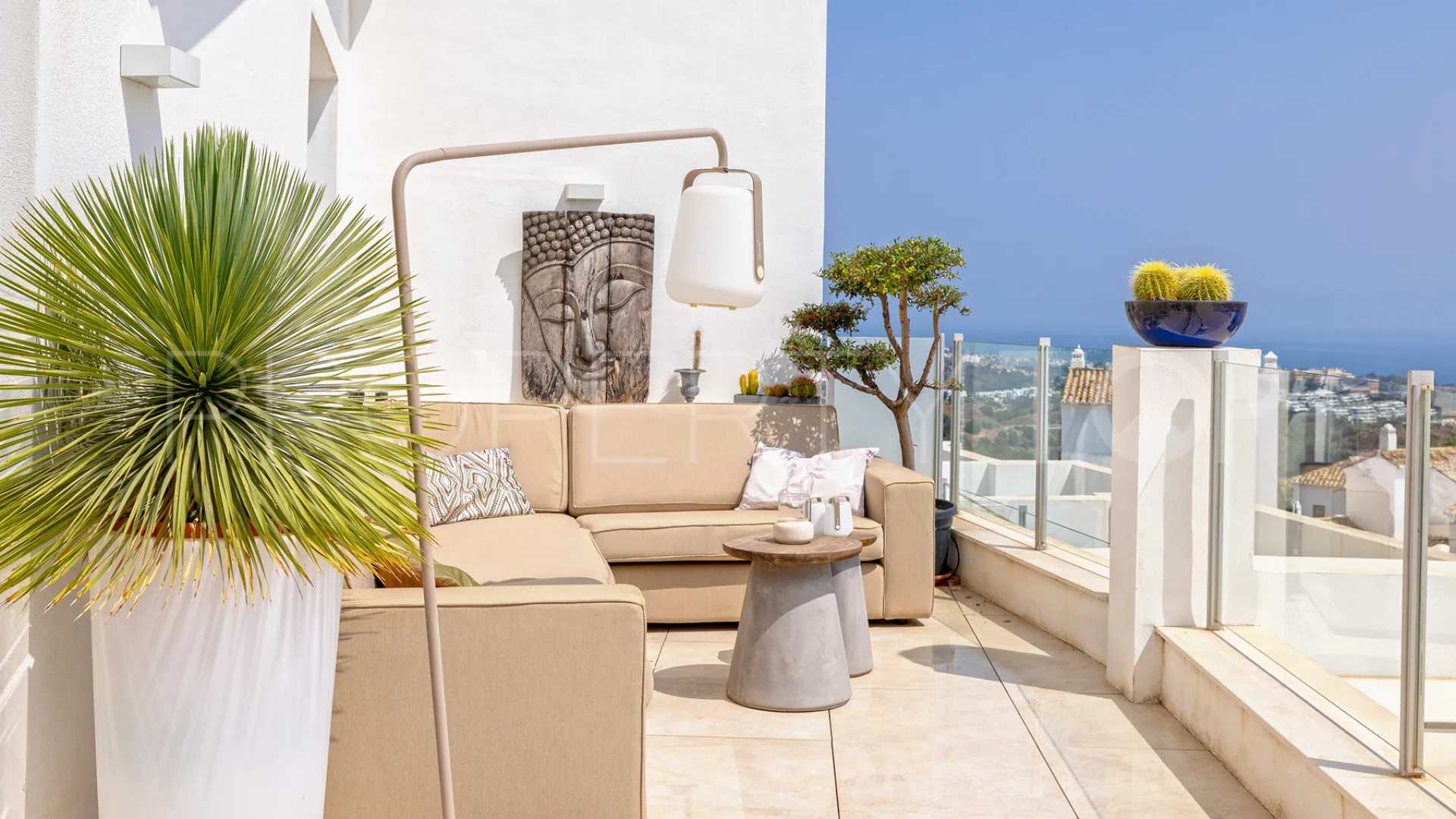 2 bedrooms Los Altos de los Monteros penthouse for sale