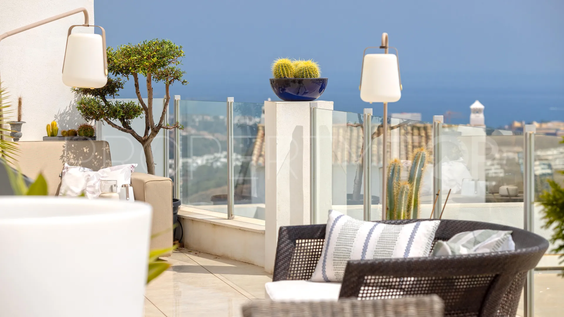 2 bedrooms Los Altos de los Monteros penthouse for sale