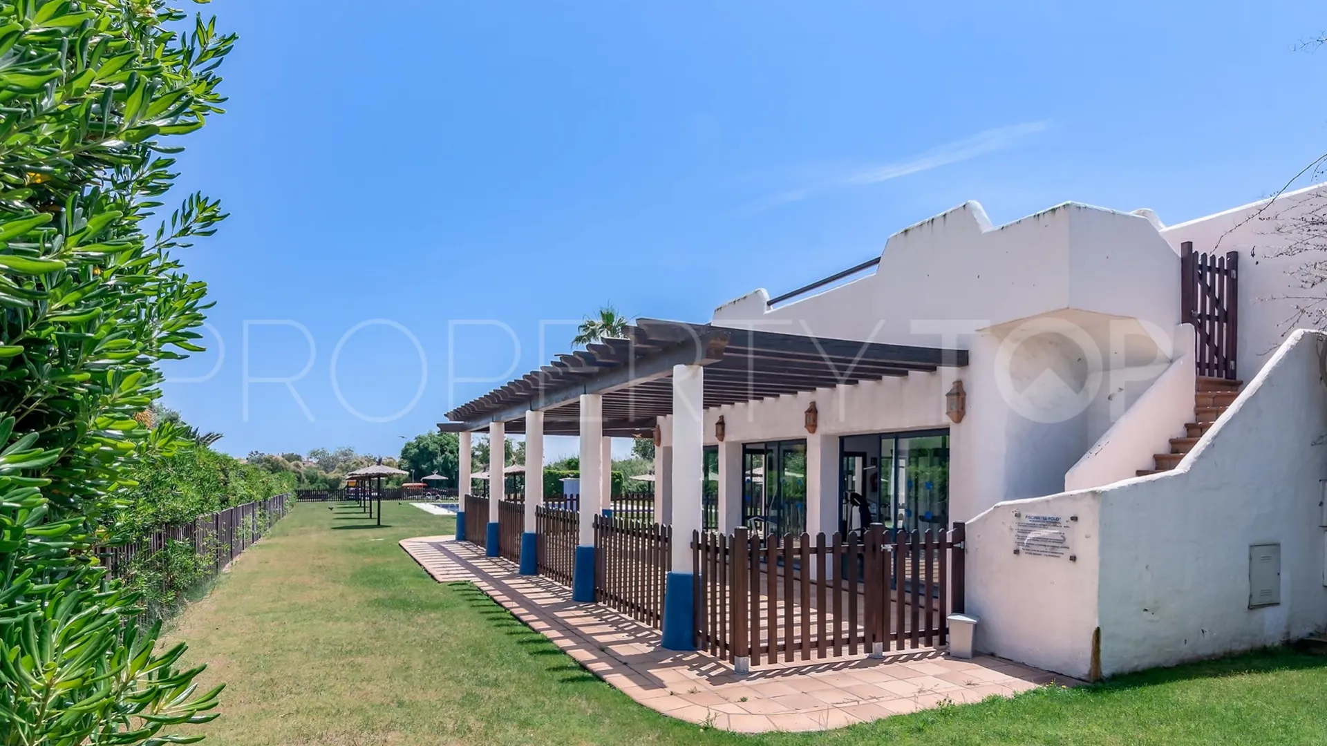 Buy apartment in El Polo de Sotogrande