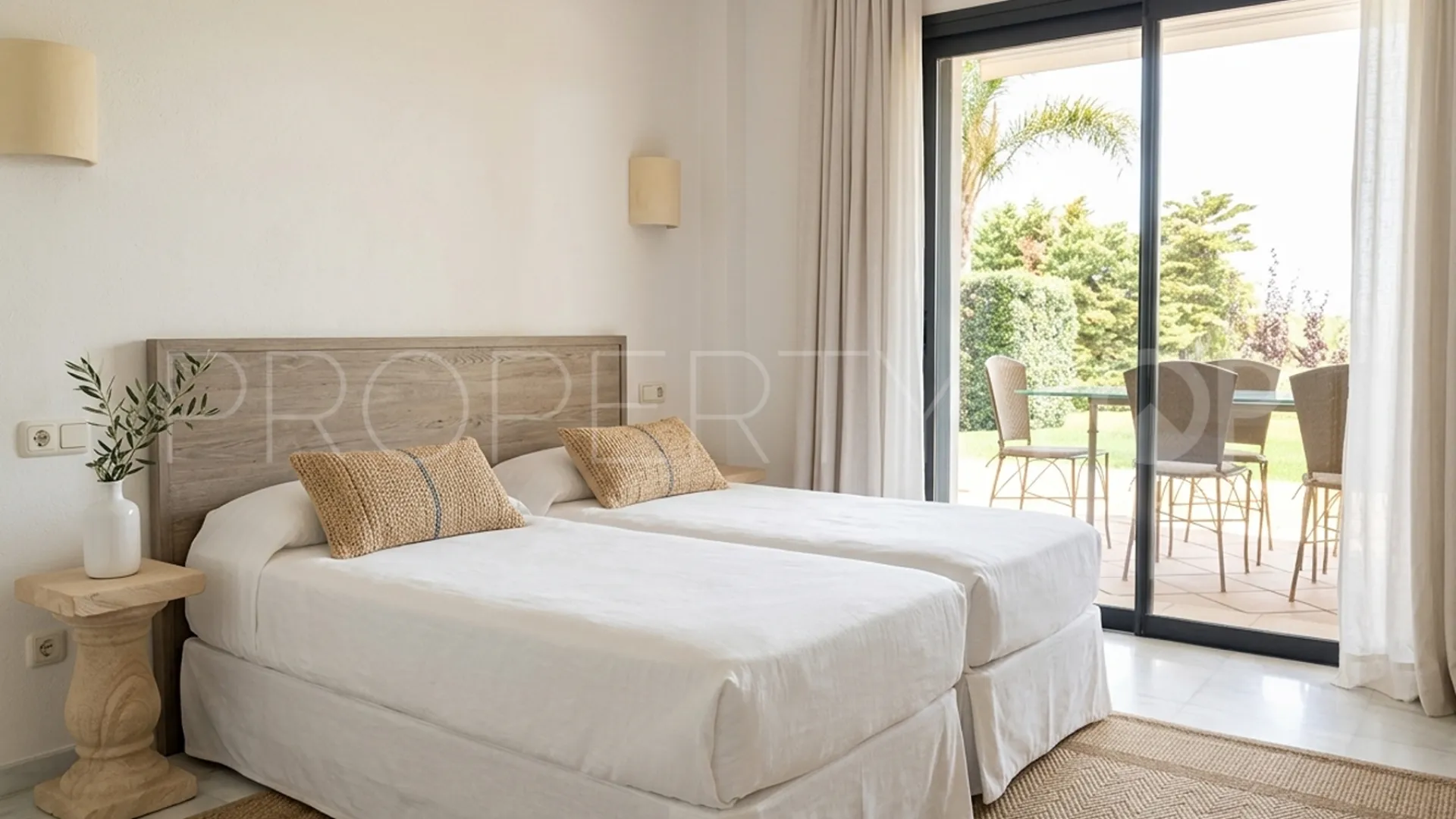 Buy apartment in El Polo de Sotogrande
