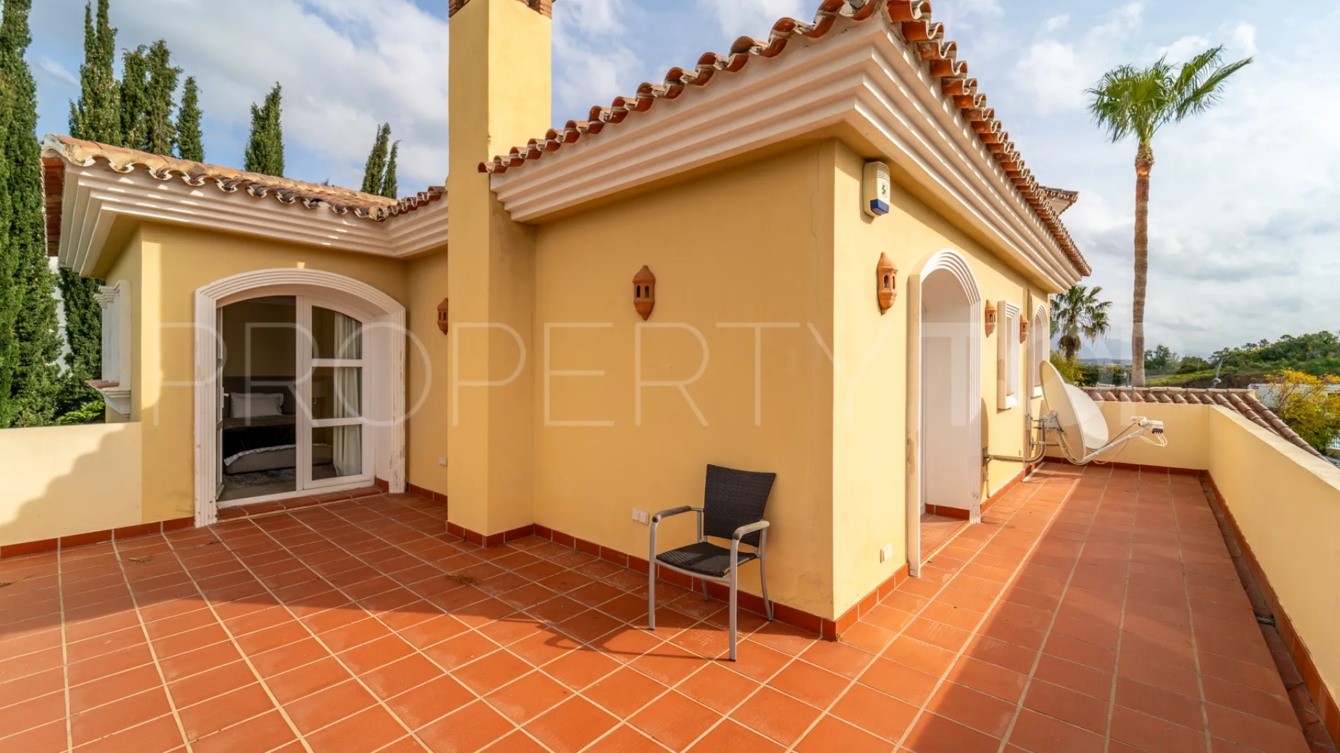 Se vende villa en La Panera de 5 dormitorios