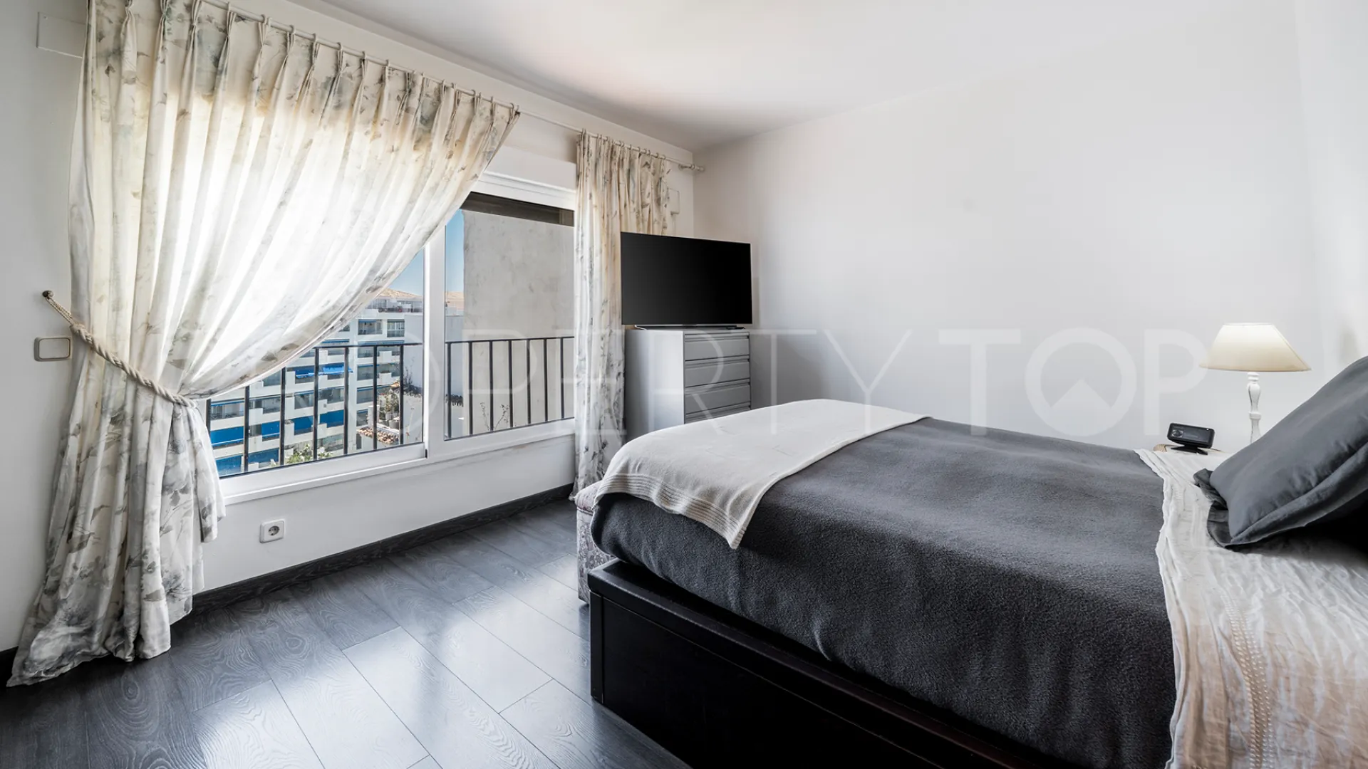 Jardines del Puerto, Ático con 3 dormitorios en venta