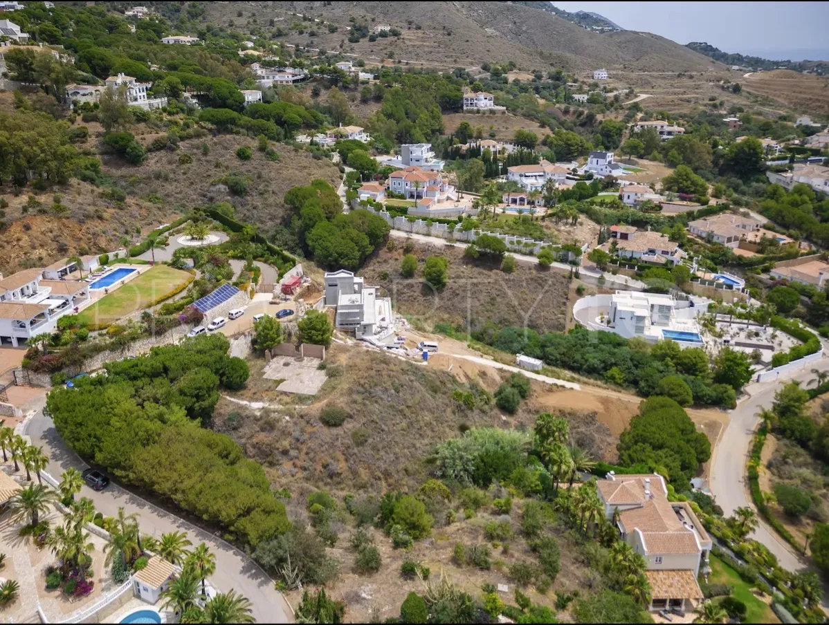 Valtocado plot for sale