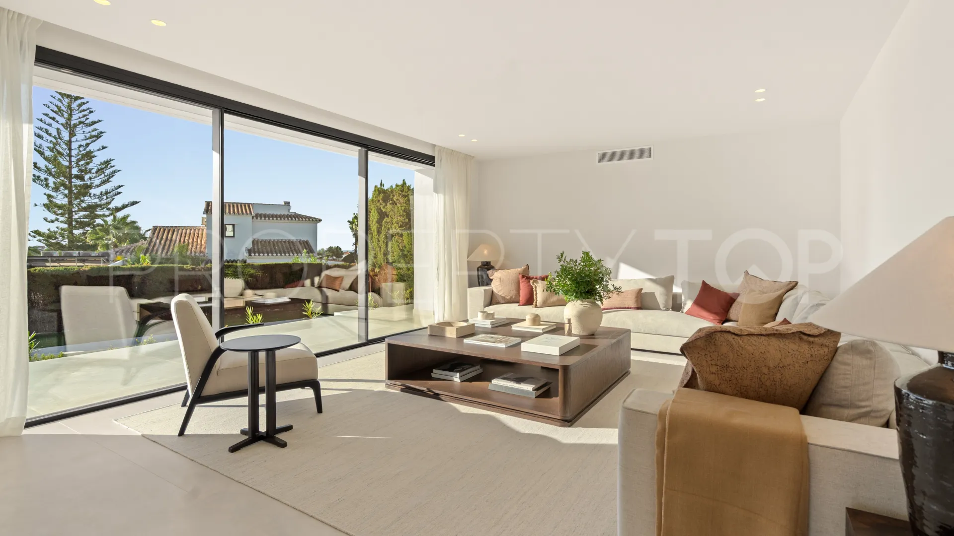 Elviria 5 bedrooms villa for sale