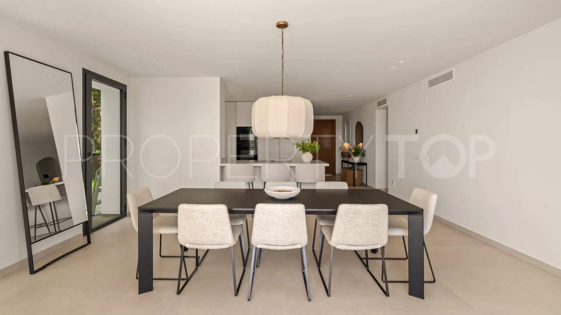 Elviria 5 bedrooms villa for sale