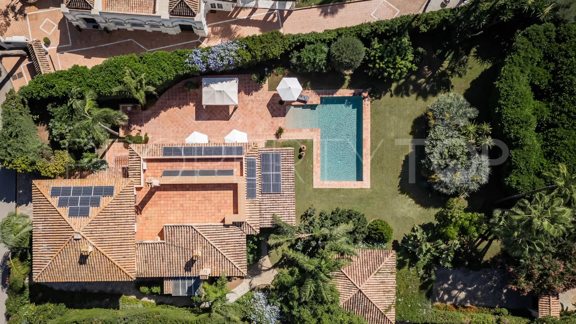 Casa en venta de 6 dormitorios en Los Monteros