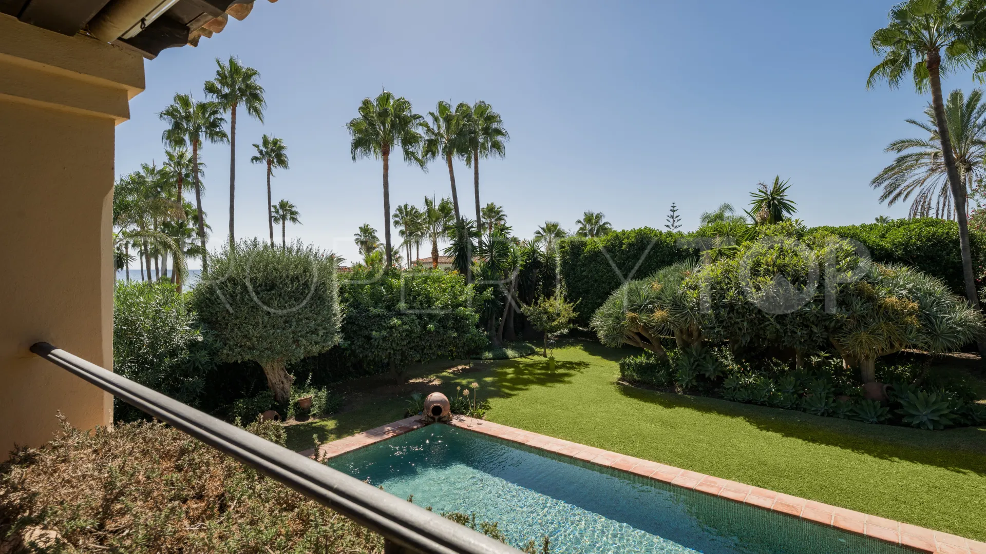Casa en venta de 6 dormitorios en Los Monteros